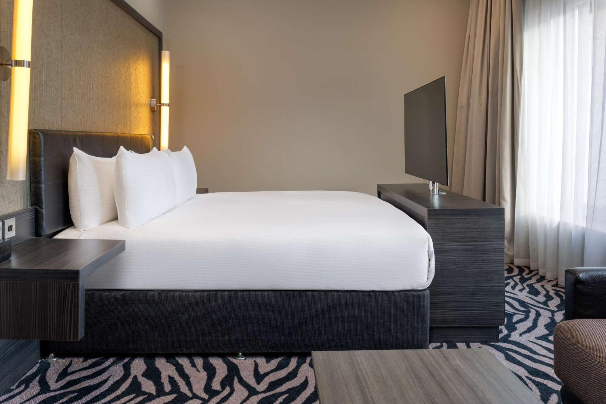 King Guest Room