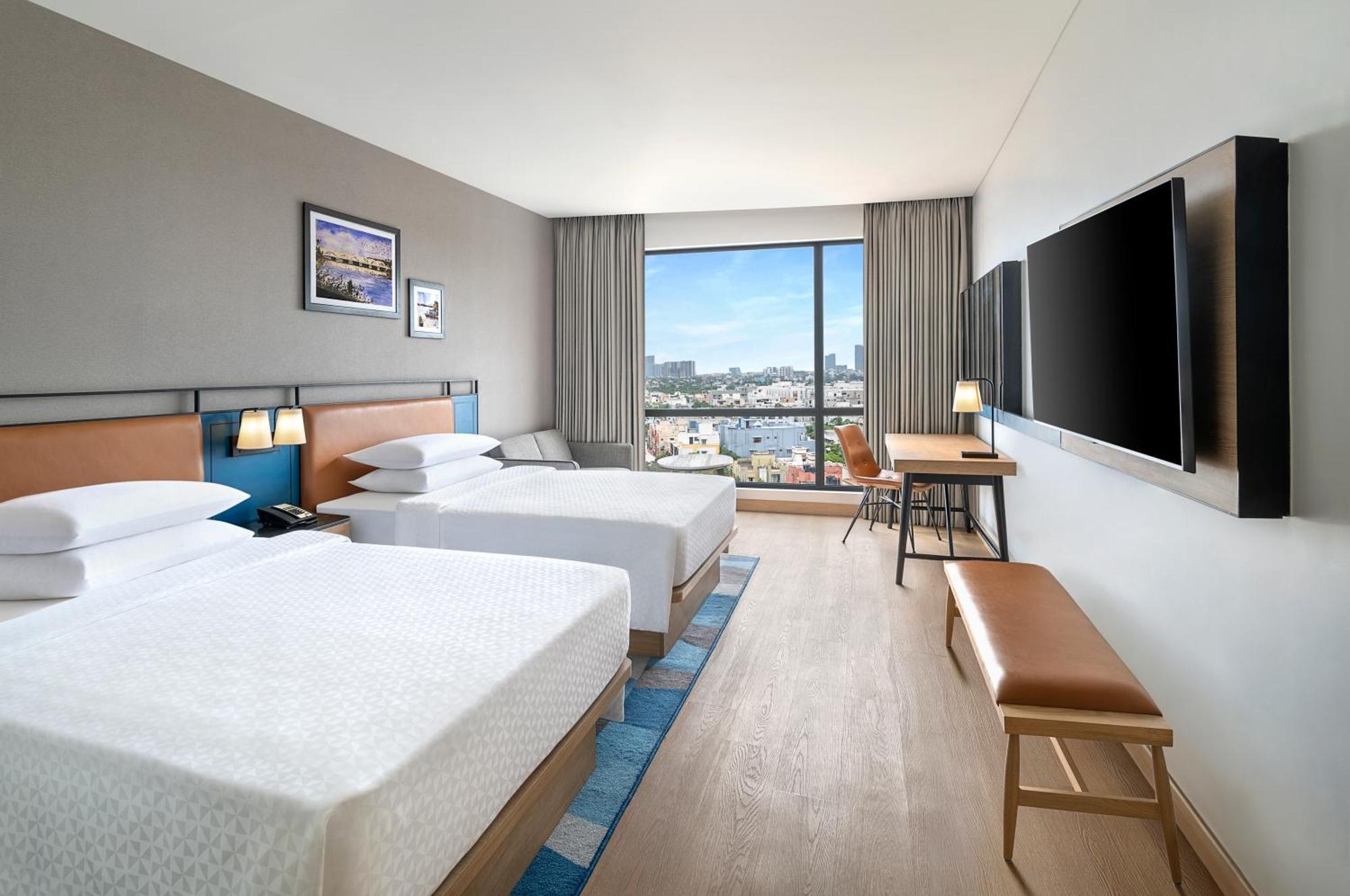 Premium Twin Room with City View