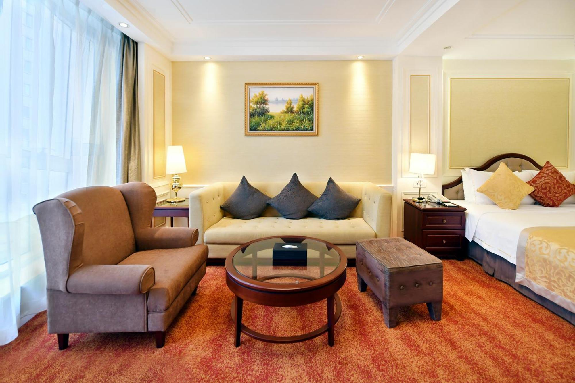 Executive Deluxe King Room