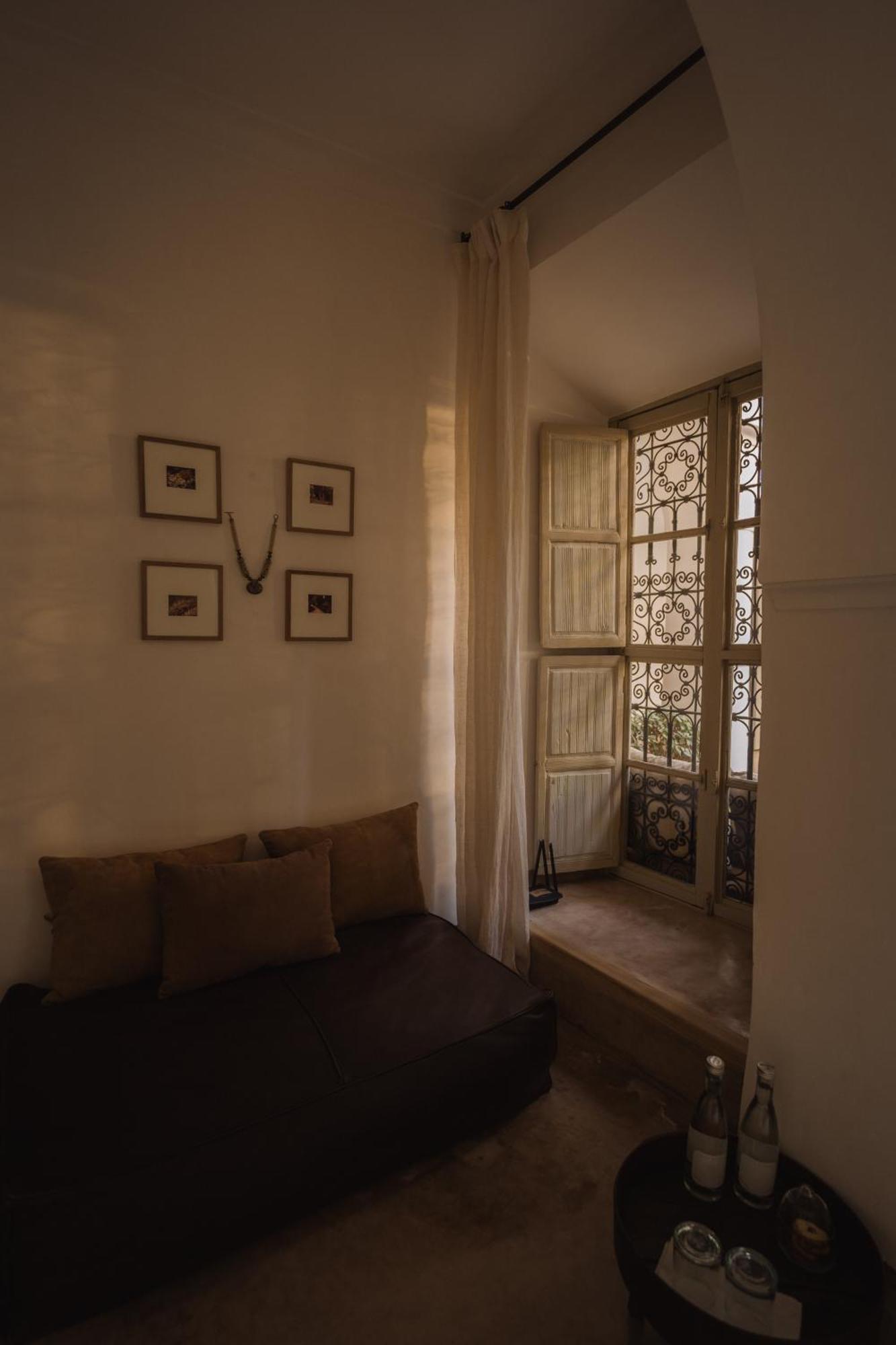 Double Room,1642912518:JPEG