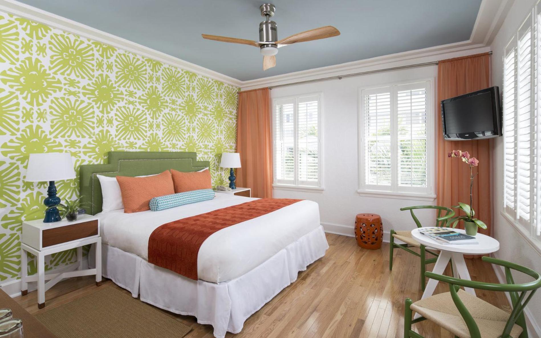 Standard King Room