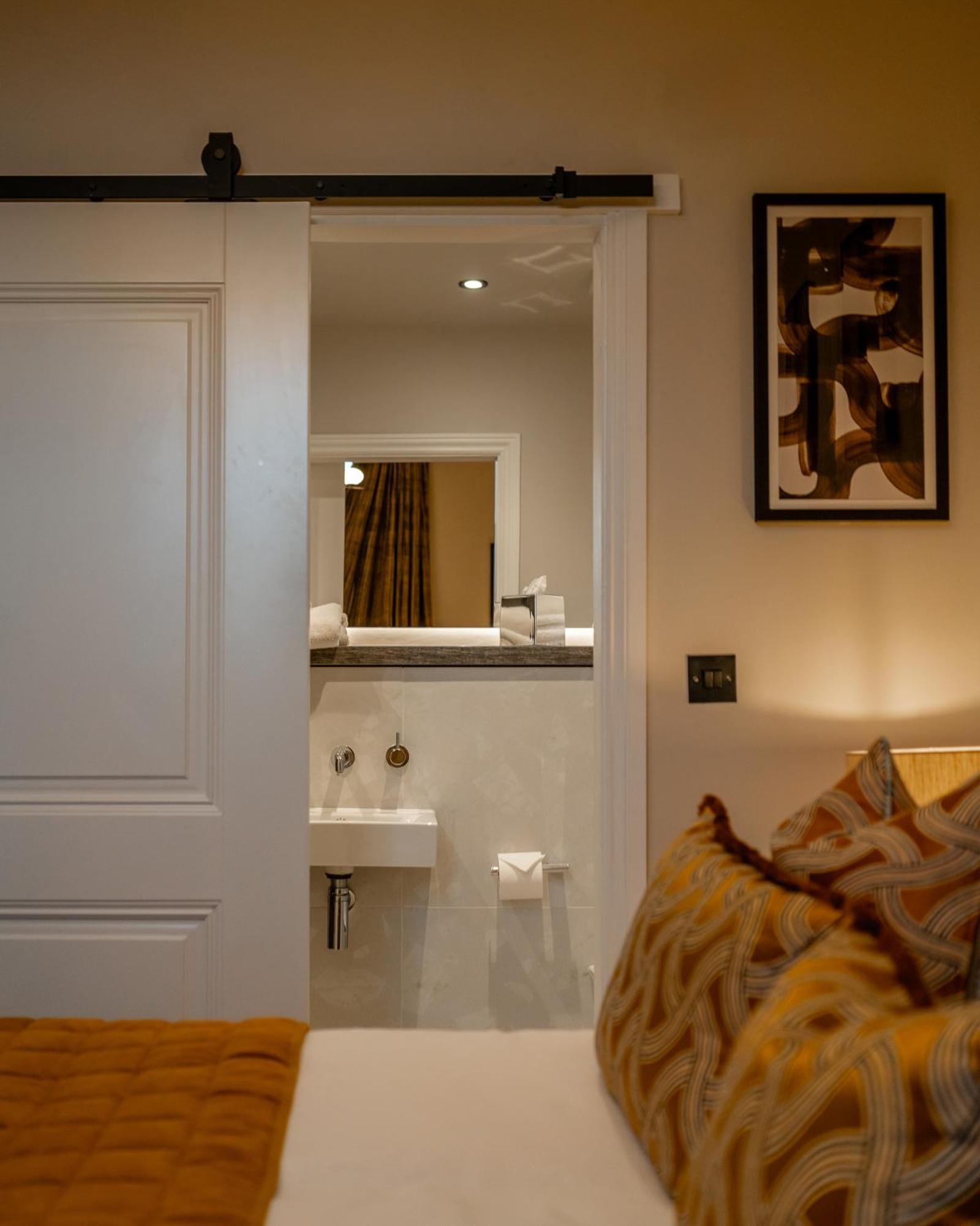 Standard Double Room,1643139133:JPEG