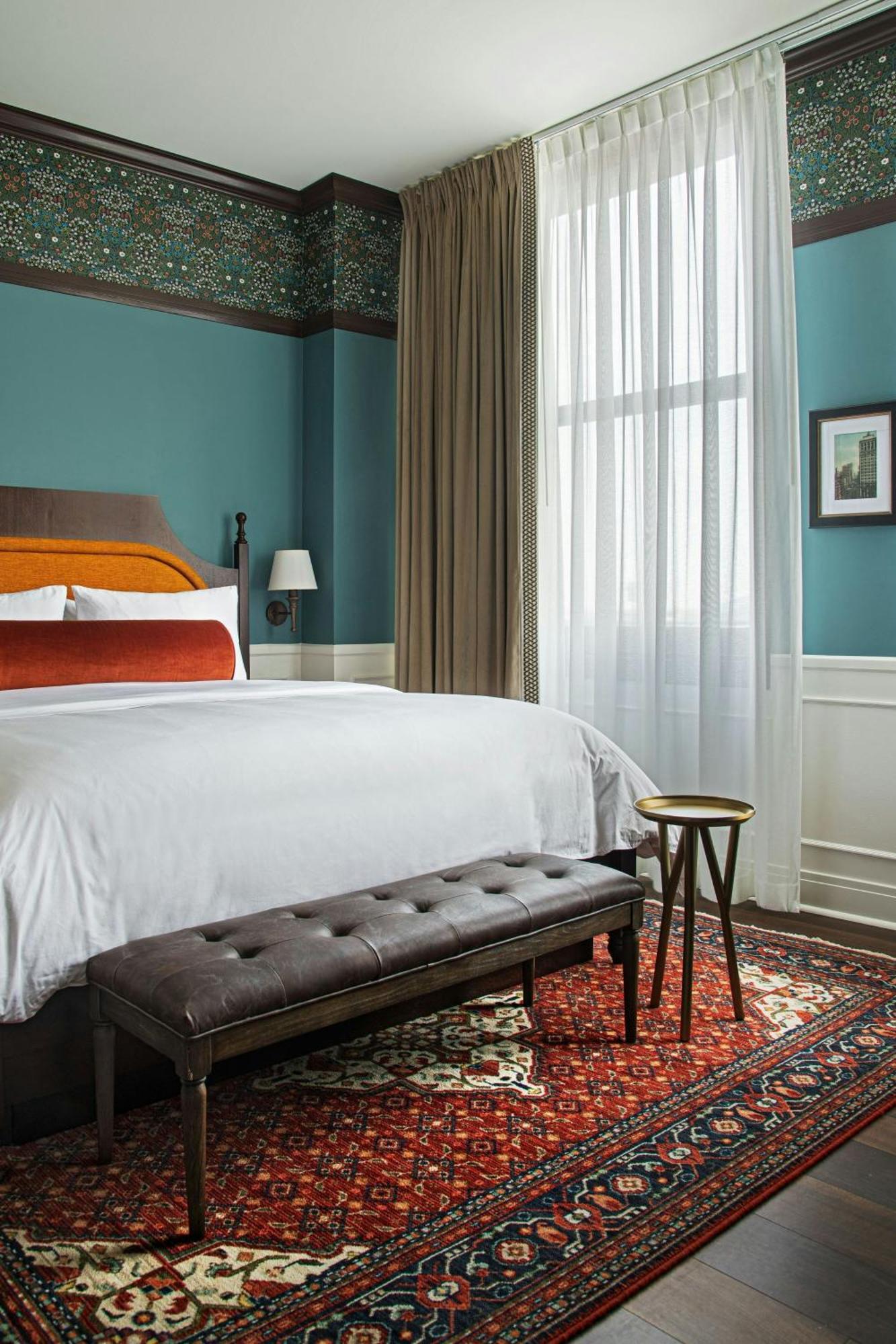 One-Bedroom King Suite with City View