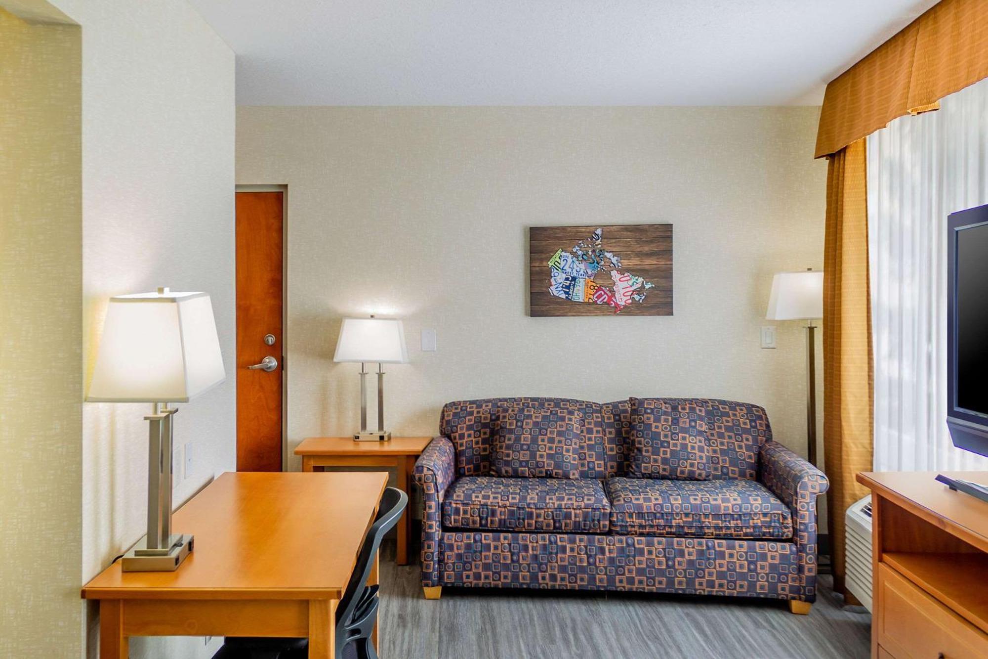 Queen Suite Sofa Bed Main Building