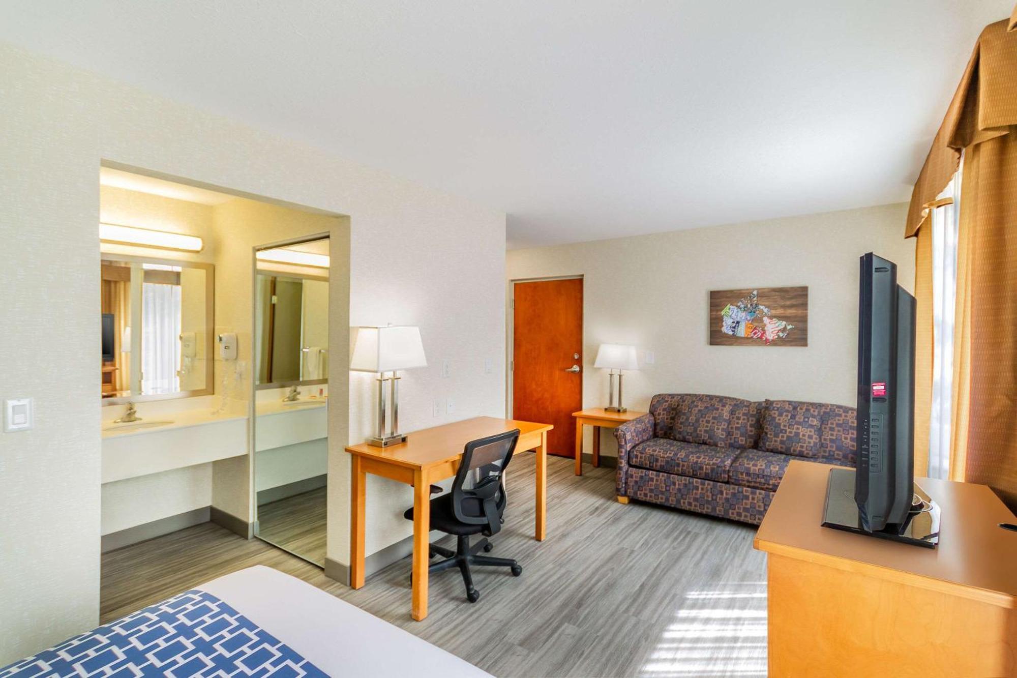 Queen Suite Sofa Bed Main Building