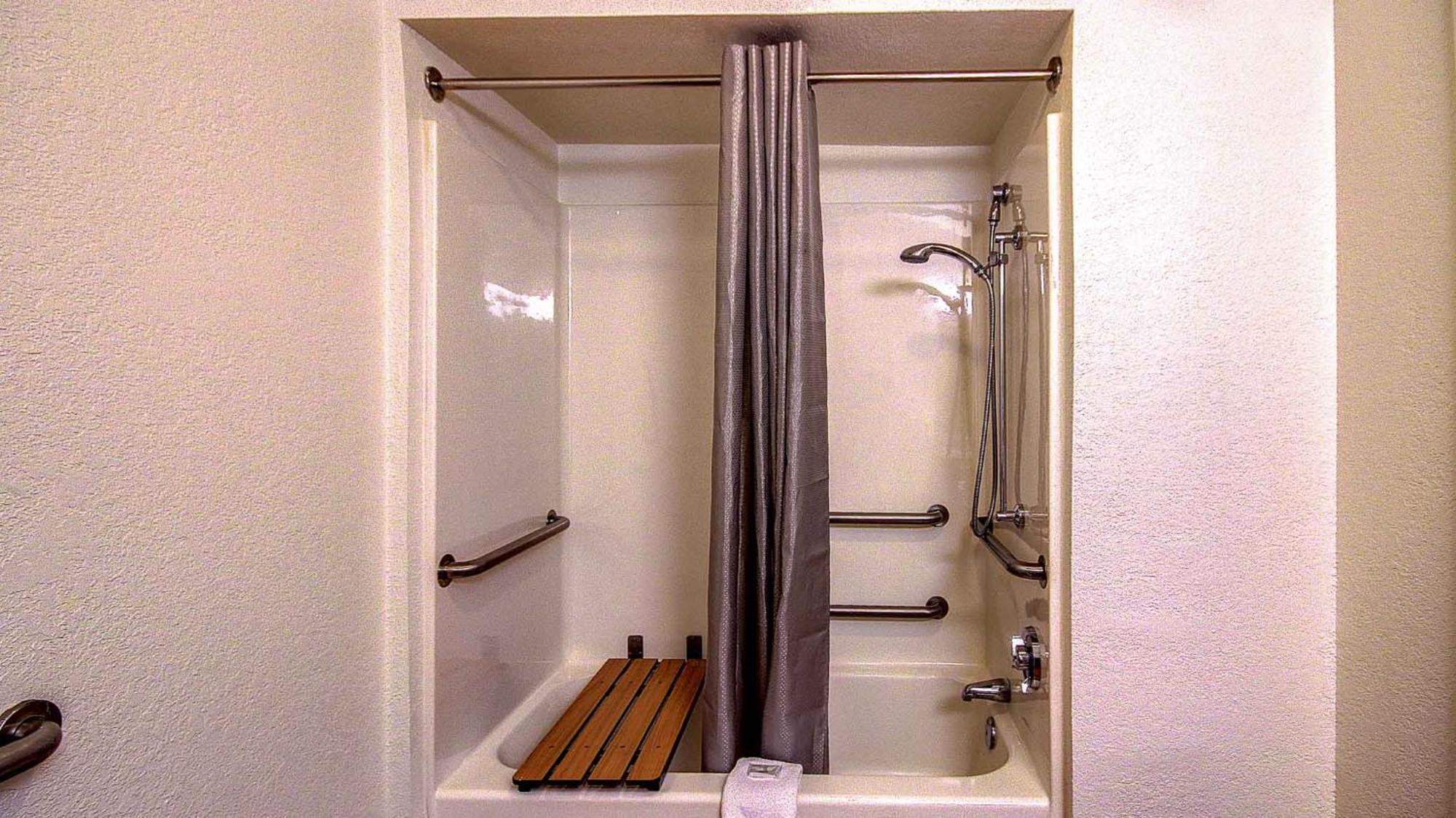 Double Room - Disability Access - Non-Smoking