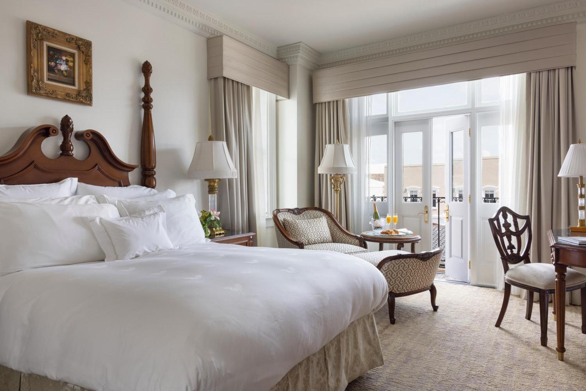 Luxury King Room