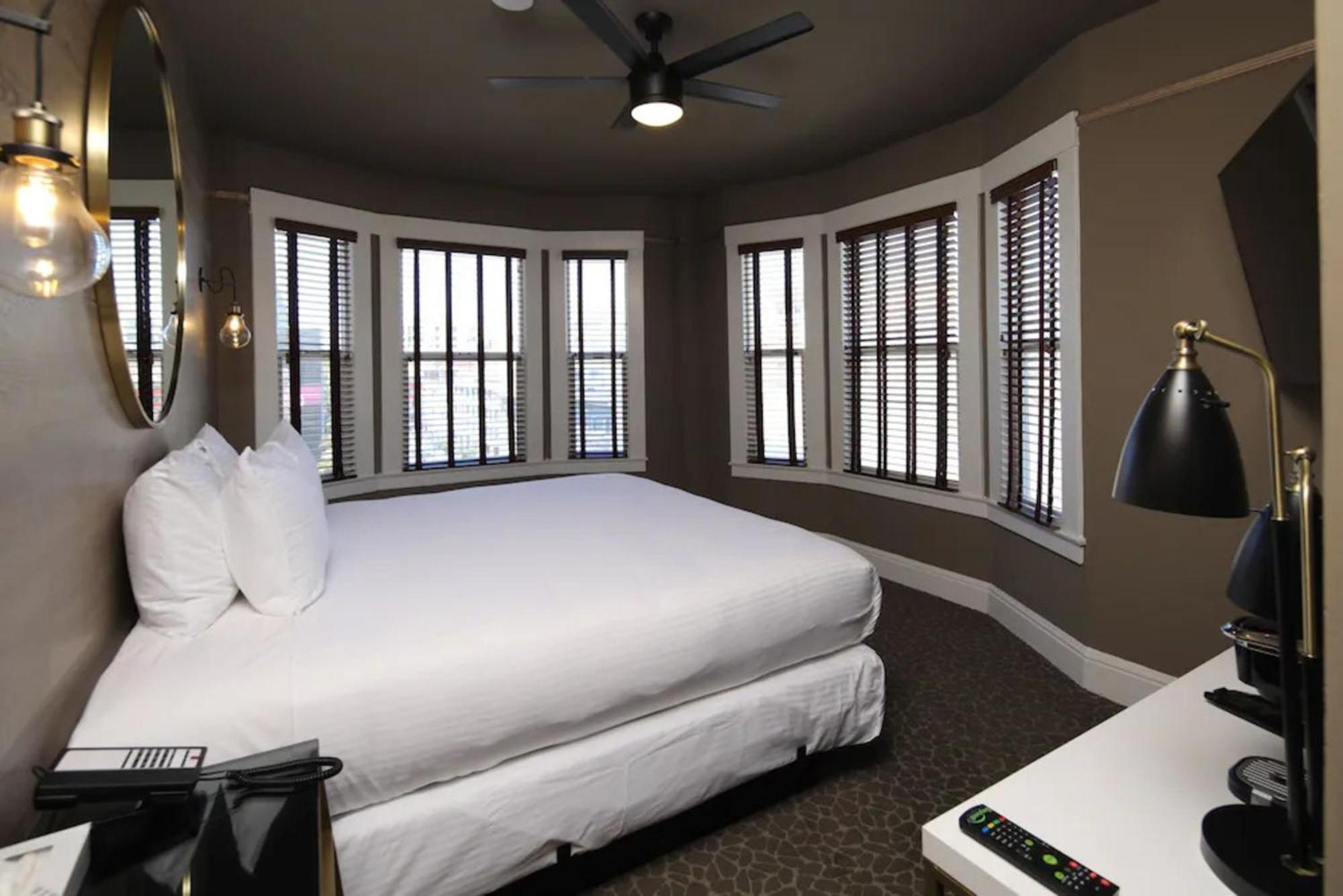 King Room Non-Smoking