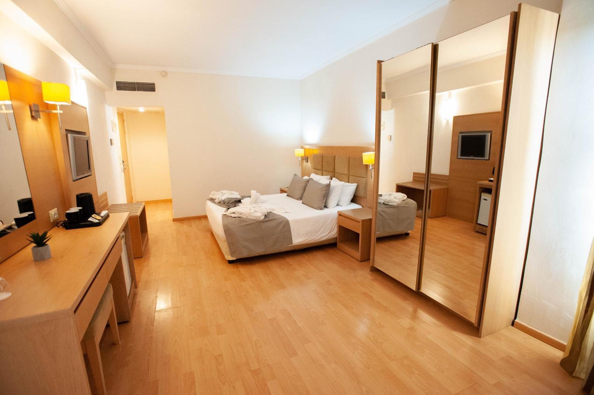 Double or Twin Room with Balcony