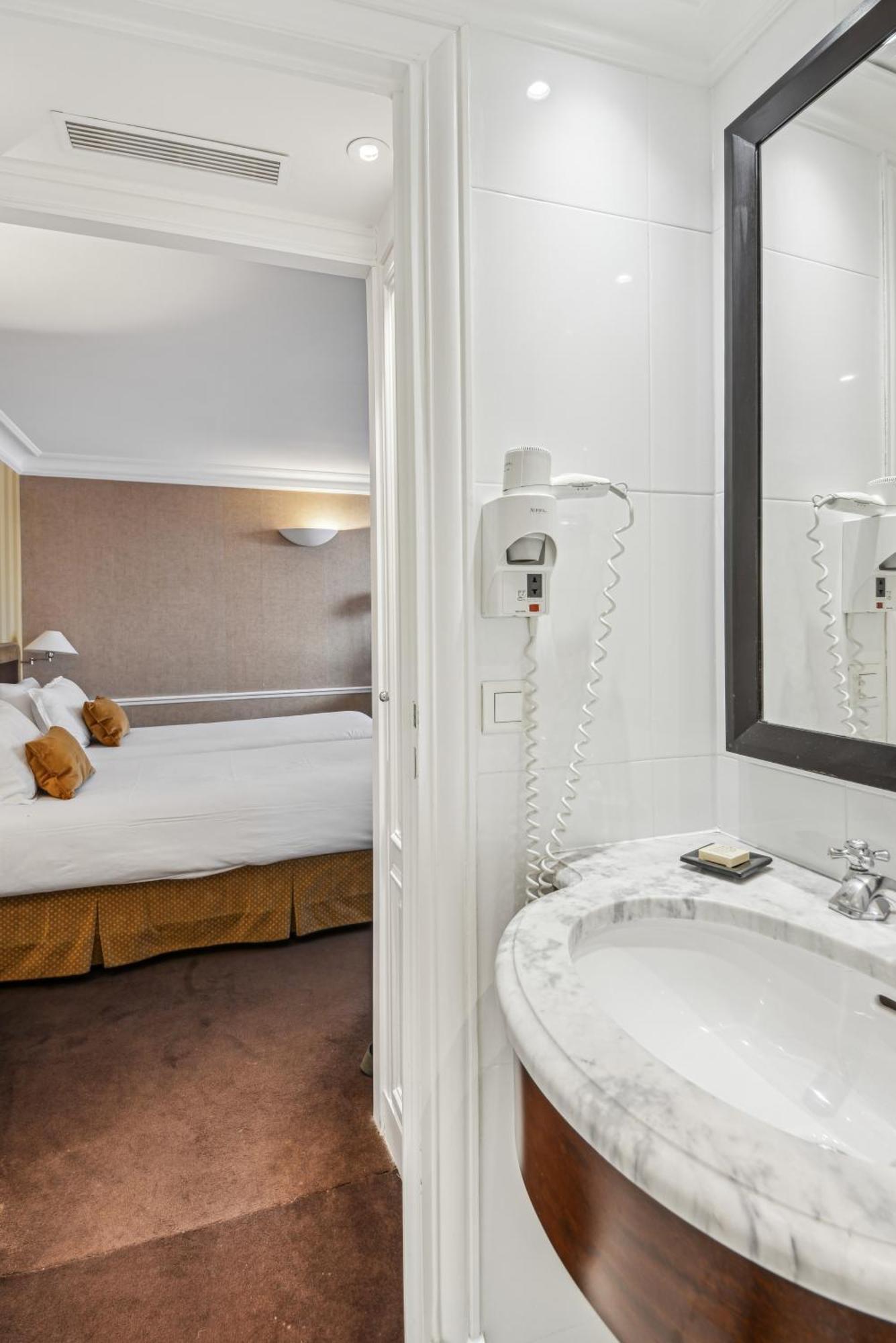 Deluxe Twin Room,1646329490:JPEG