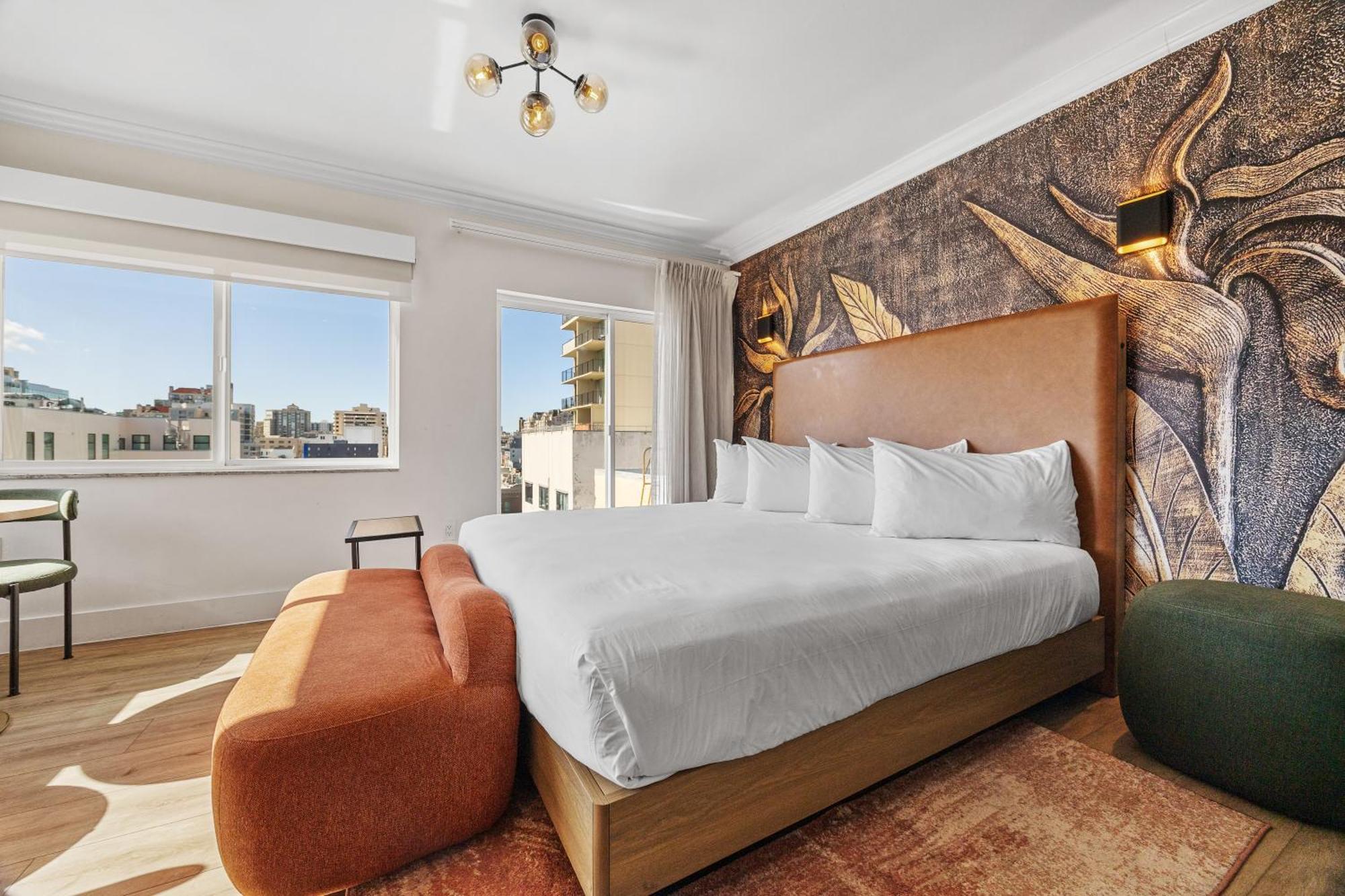 Penthouse Suite