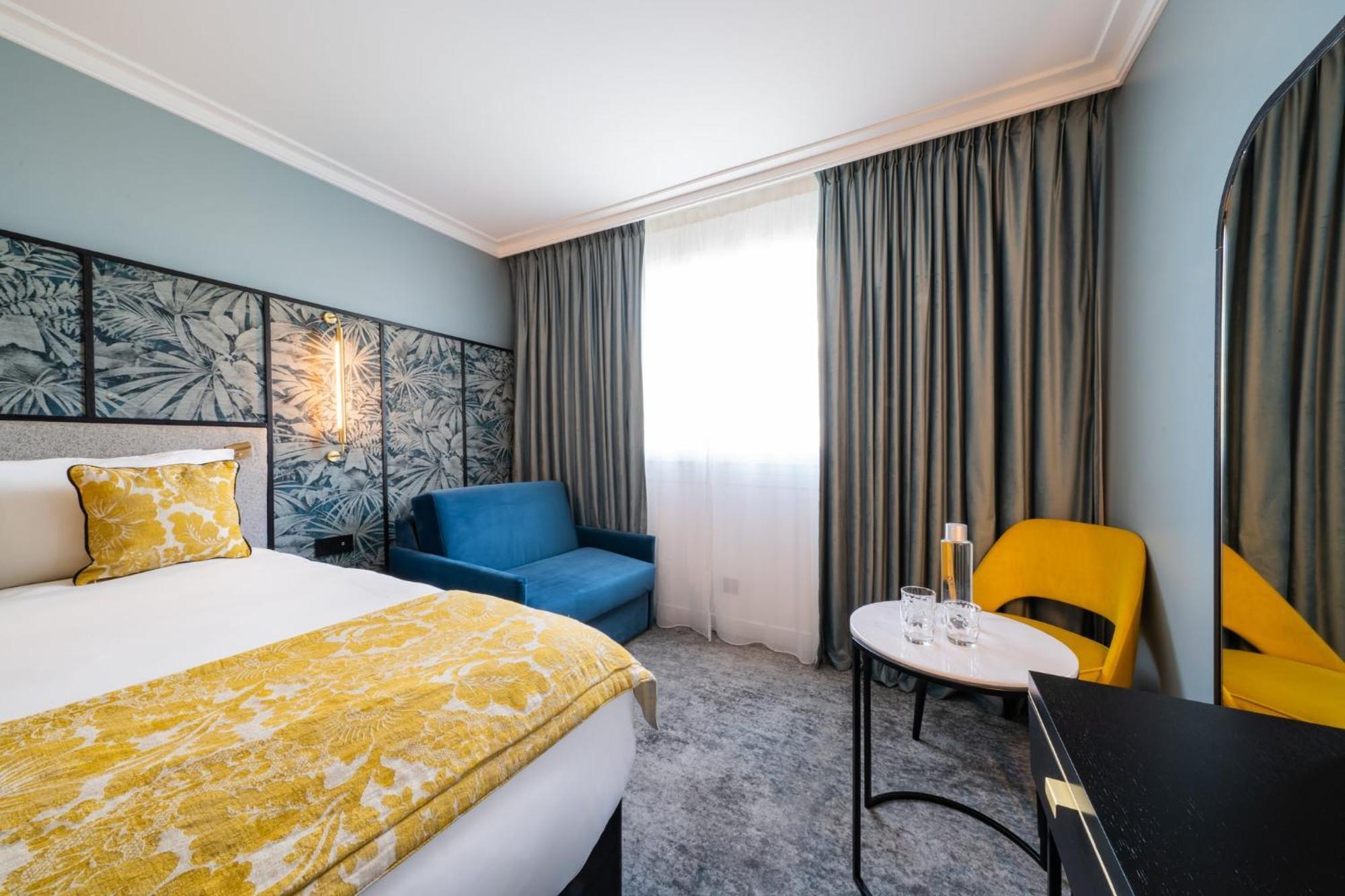 Premium Room