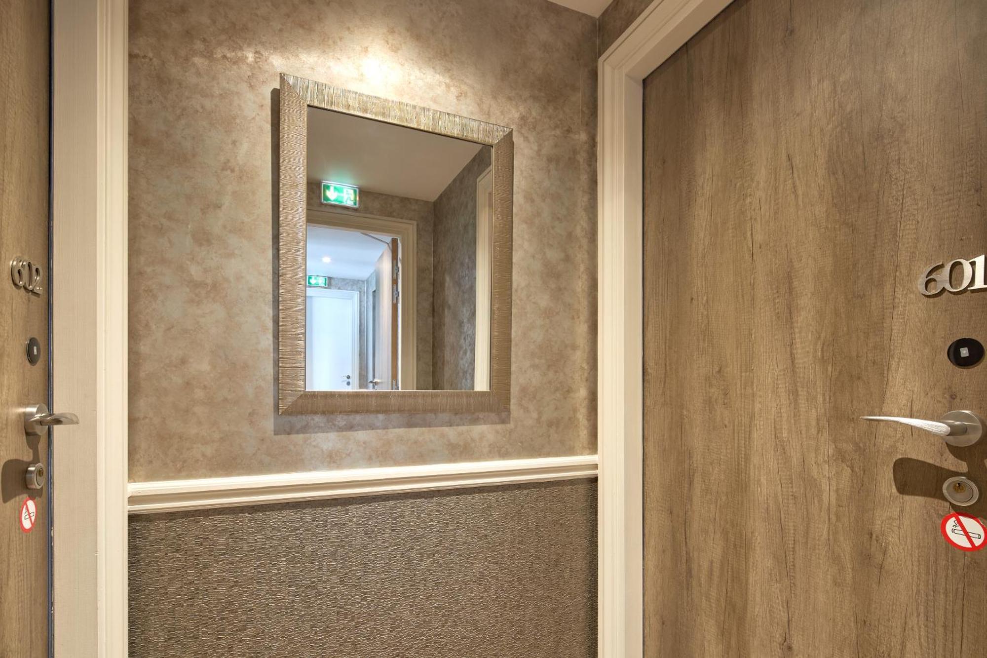 Two Connecting Double Rooms