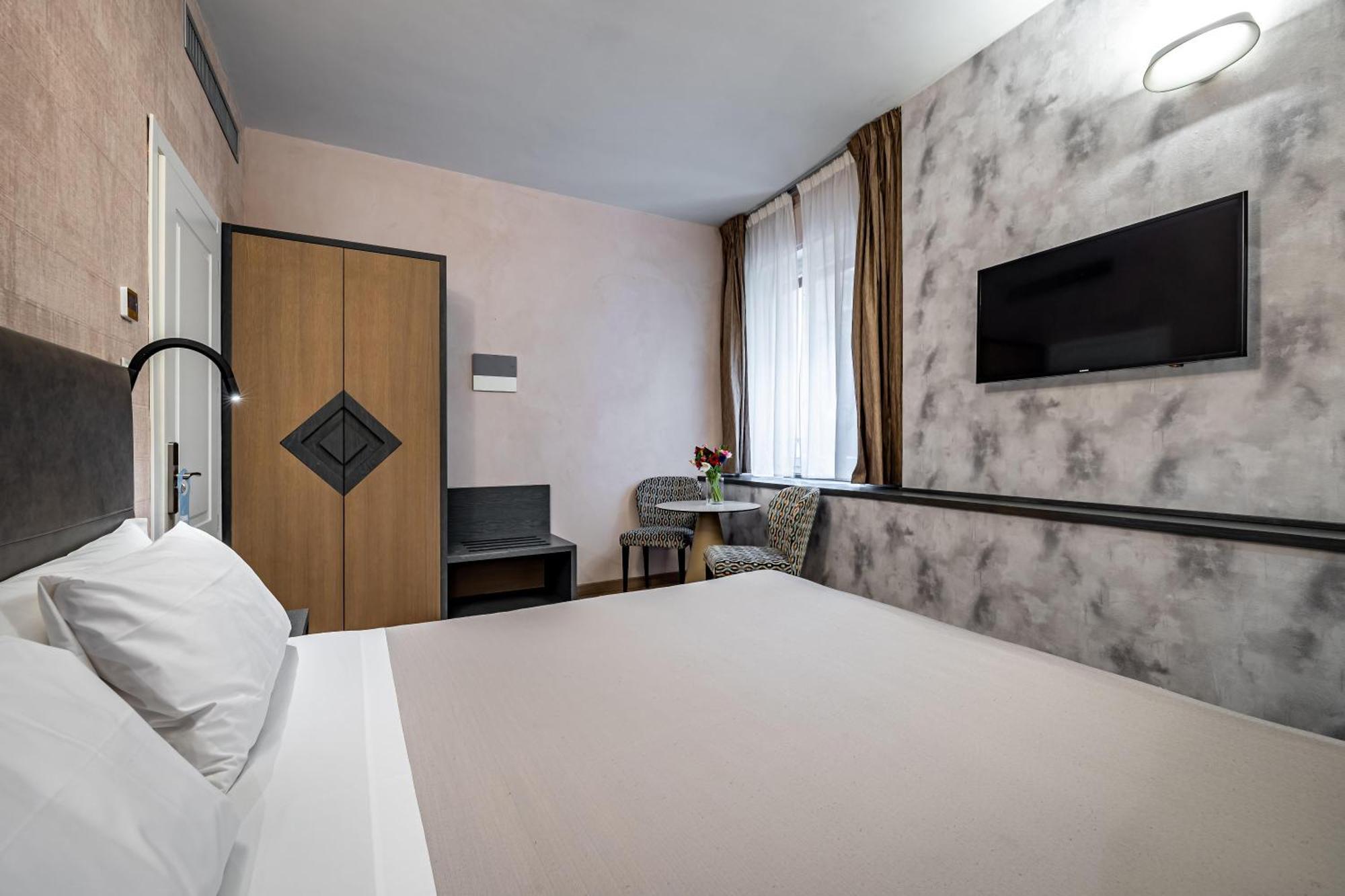 Superior Double Room with Spa Bath
