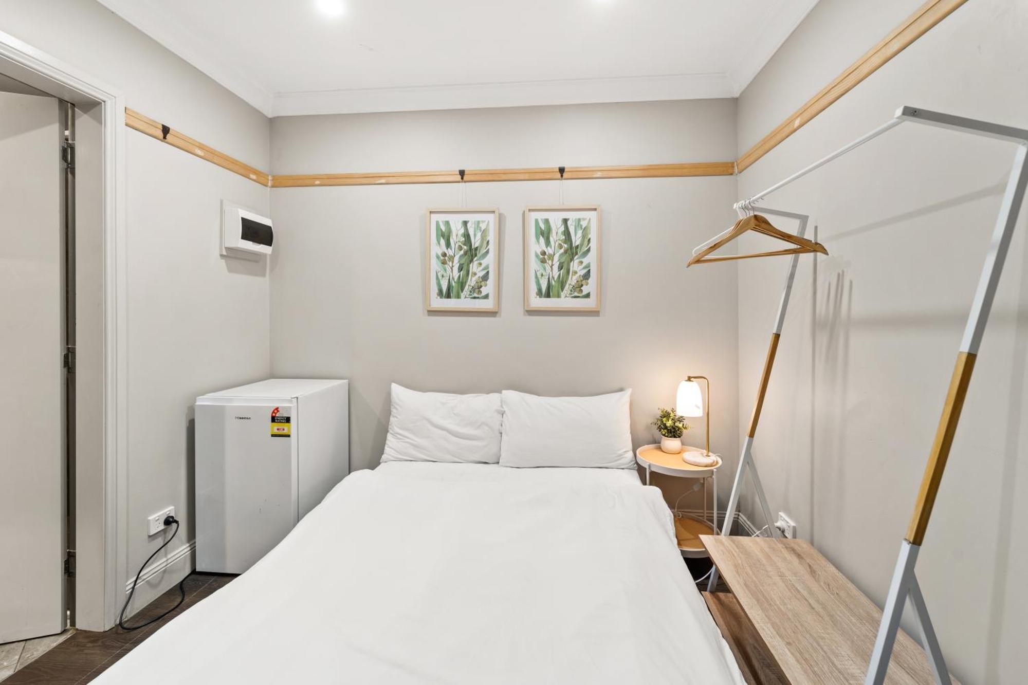 Double Bedroom with Private Inside Bathroom,1651833444:JPEG