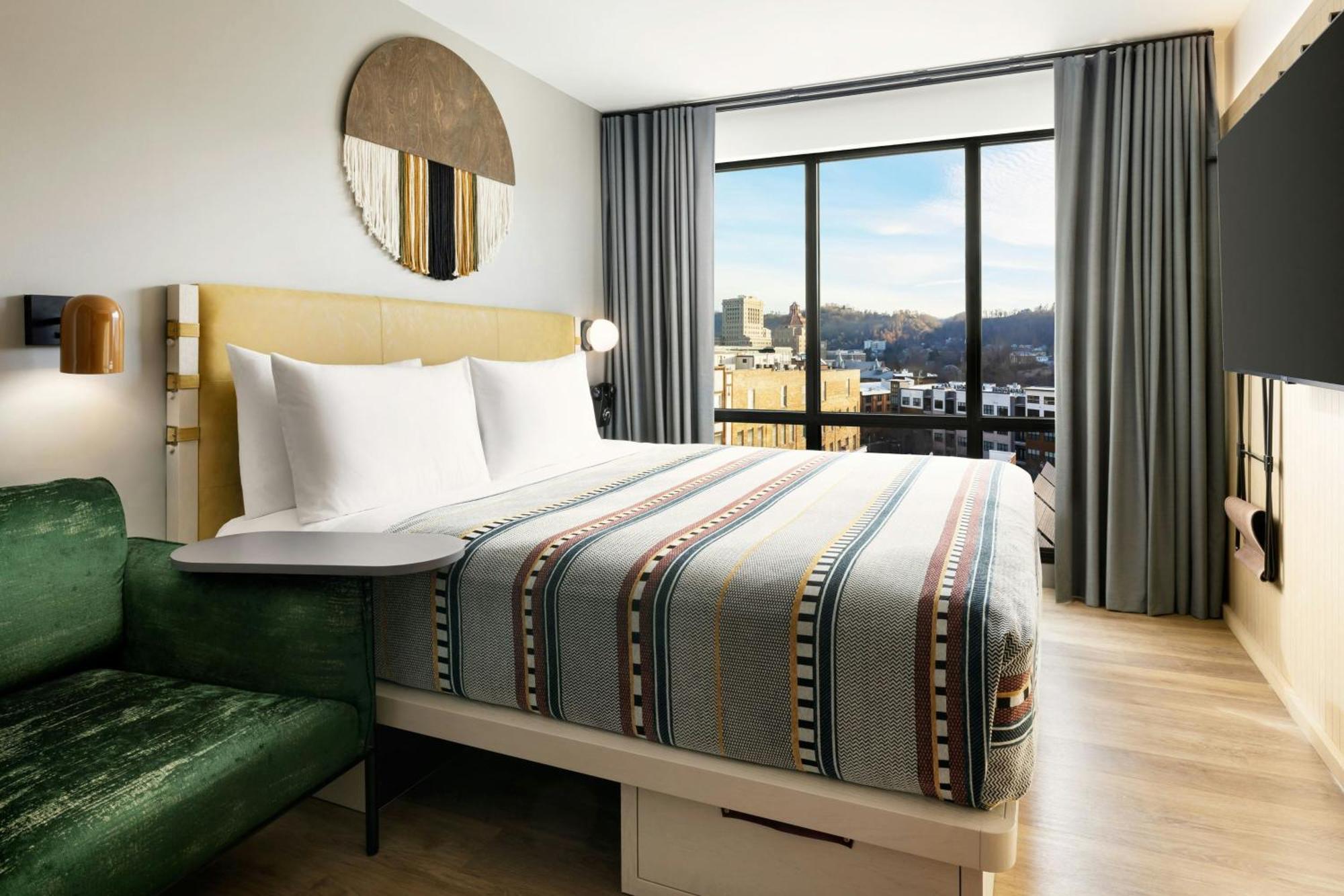 King Room with City View