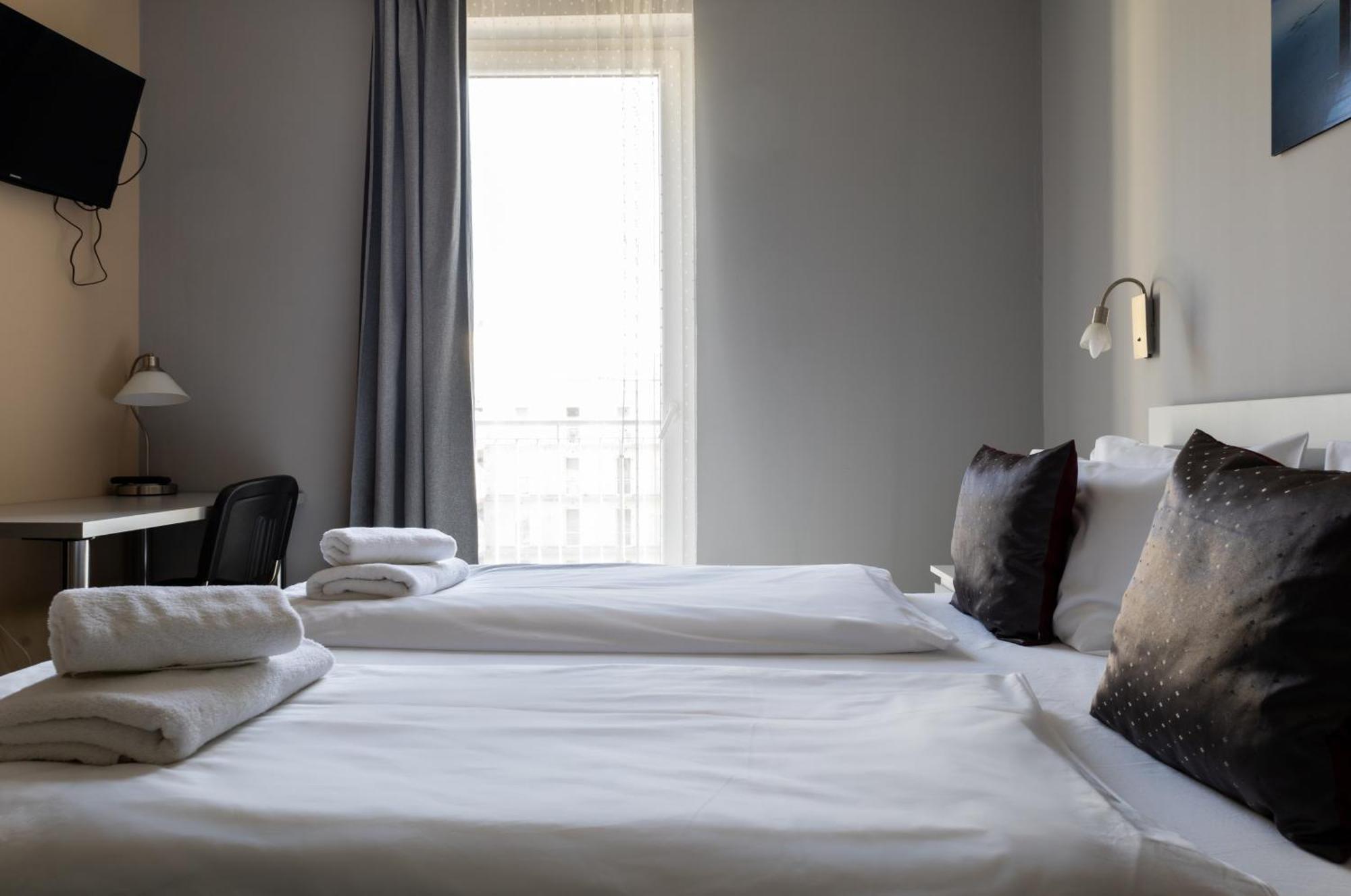 Superior Double Room with Balcony