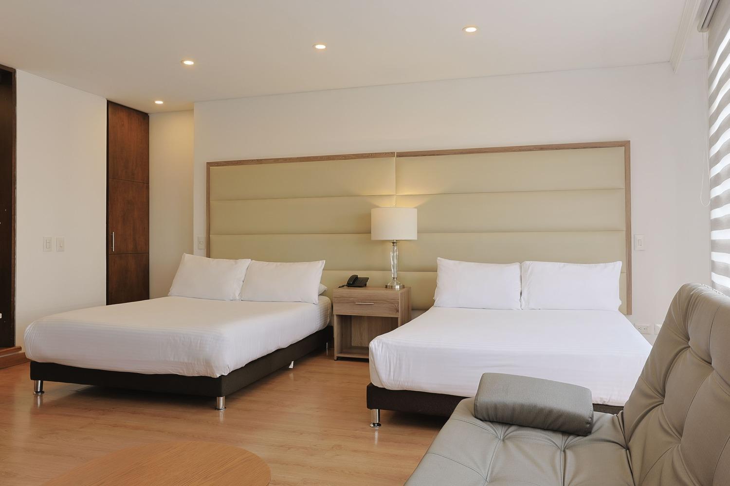 Superior Twin Room with City View