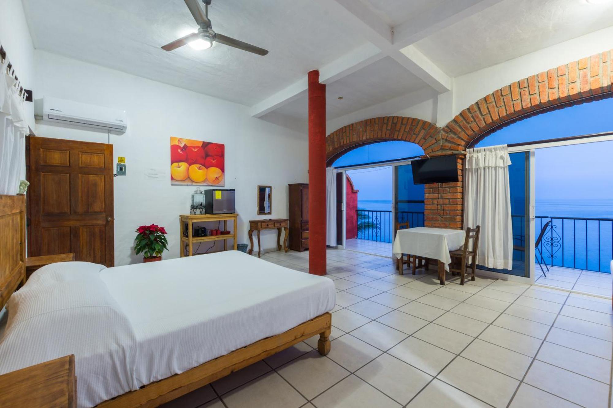 Twin Room with Sea View