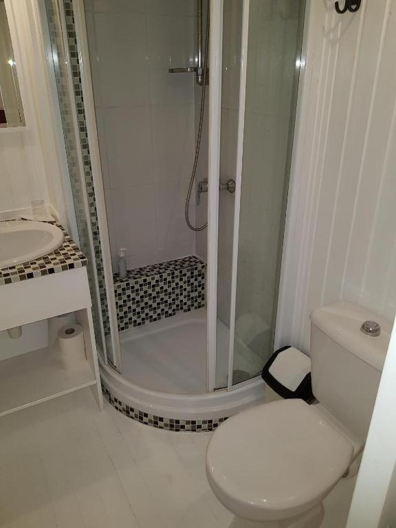 Single Room with Bathroom