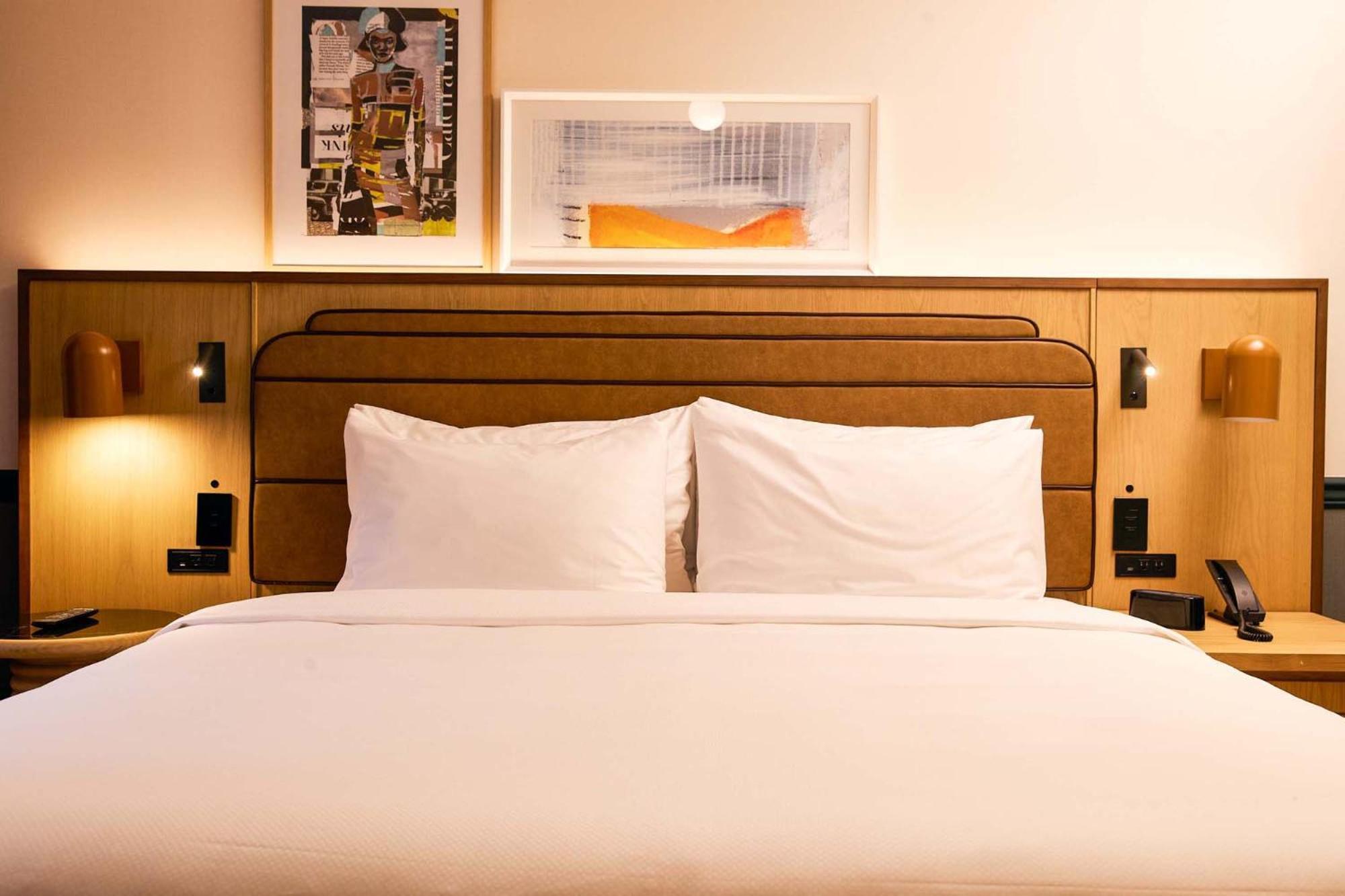 King Room,1657141432:JPEG