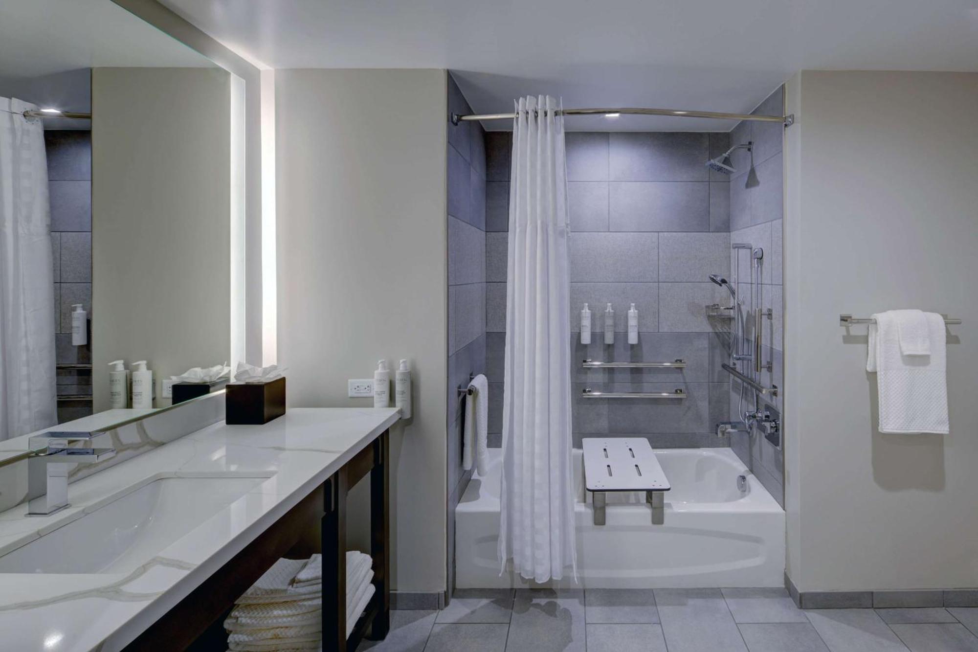 Two-Room King Suite with Bath Tub - Mobility Accessible