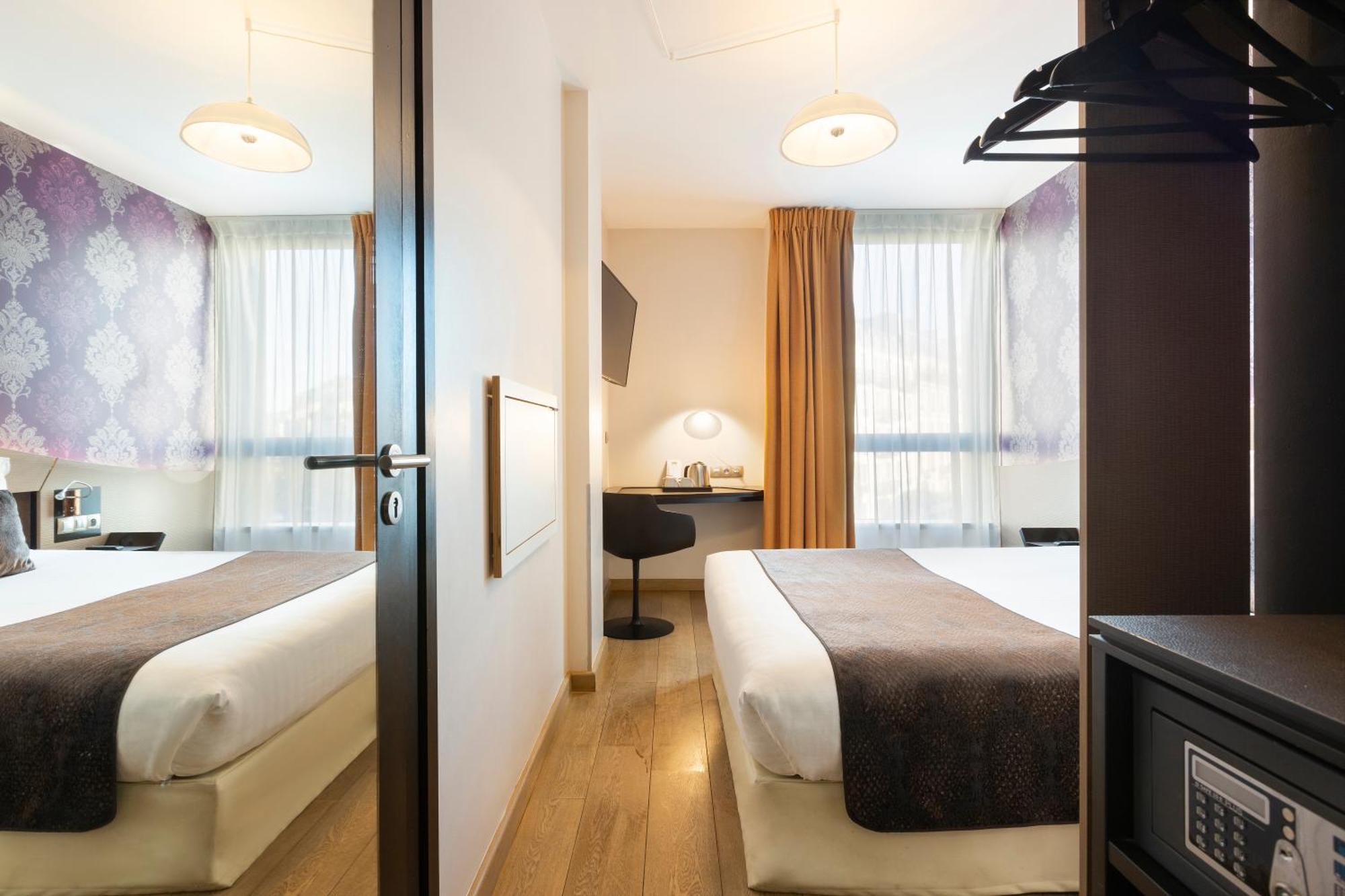 Two Connecting Double Rooms
