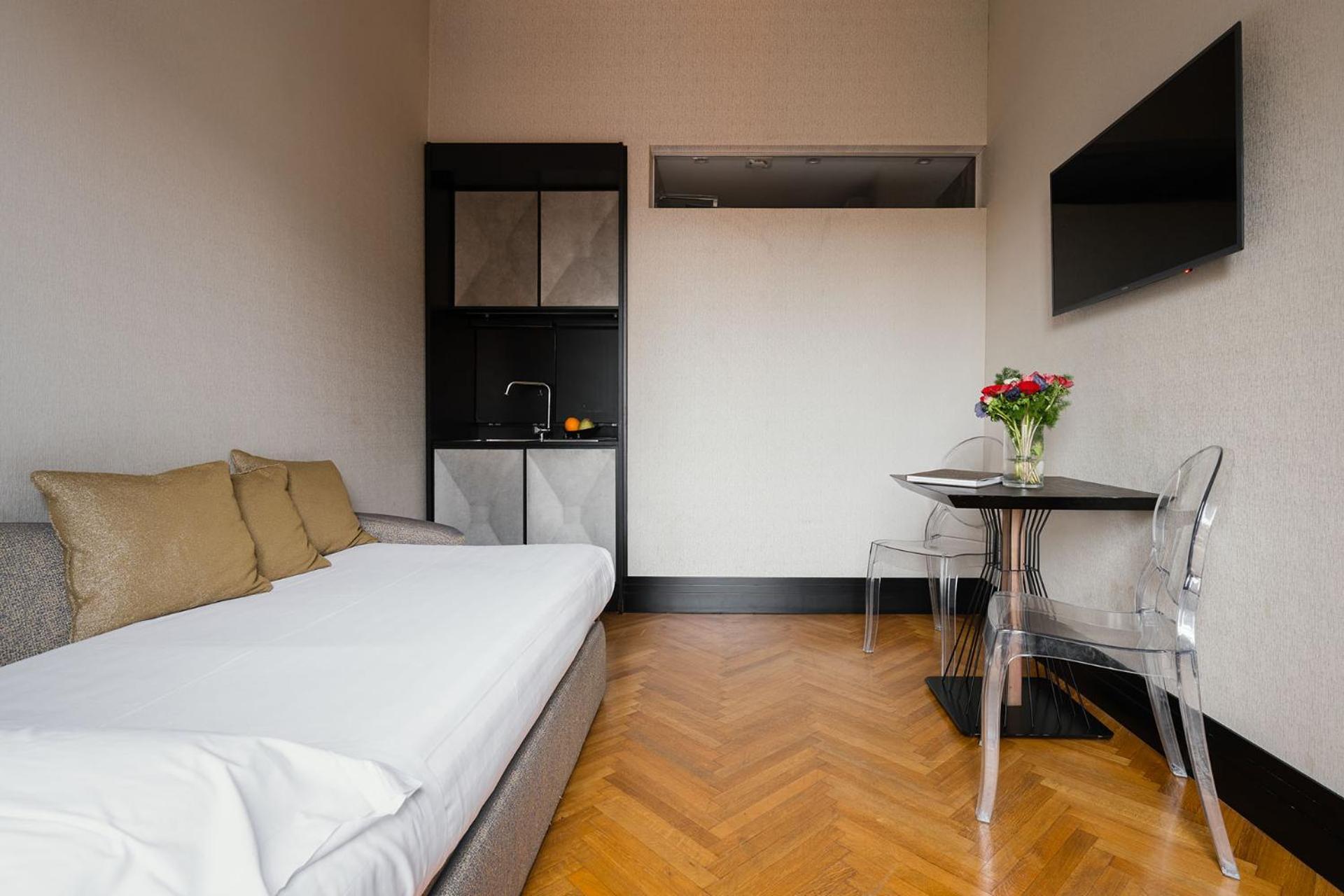 Superior Apartment