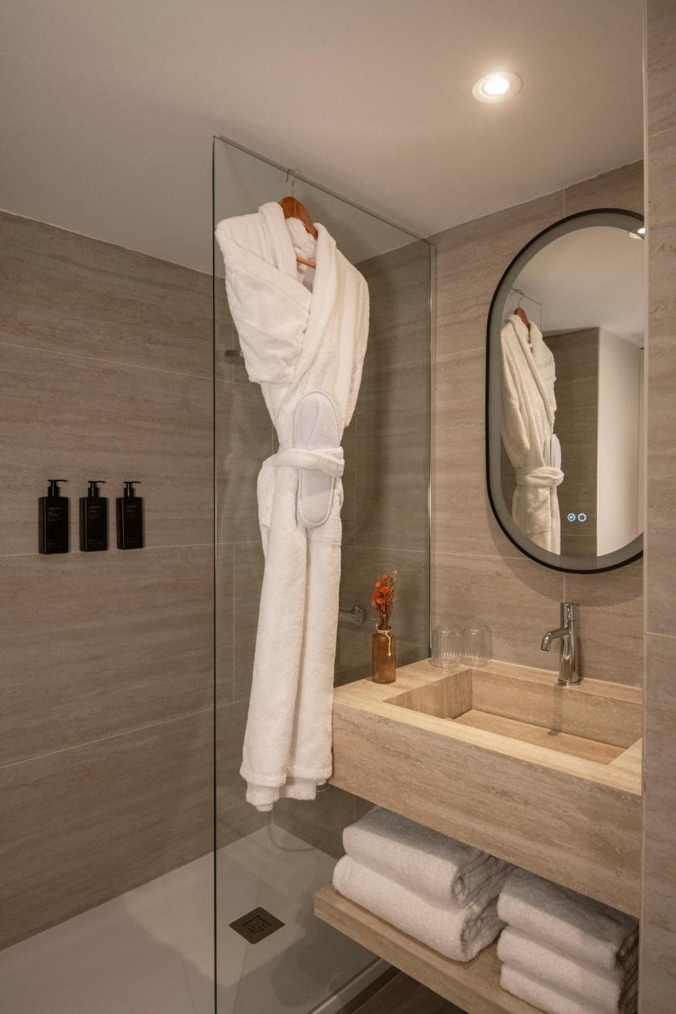 Deluxe Room with Terrace