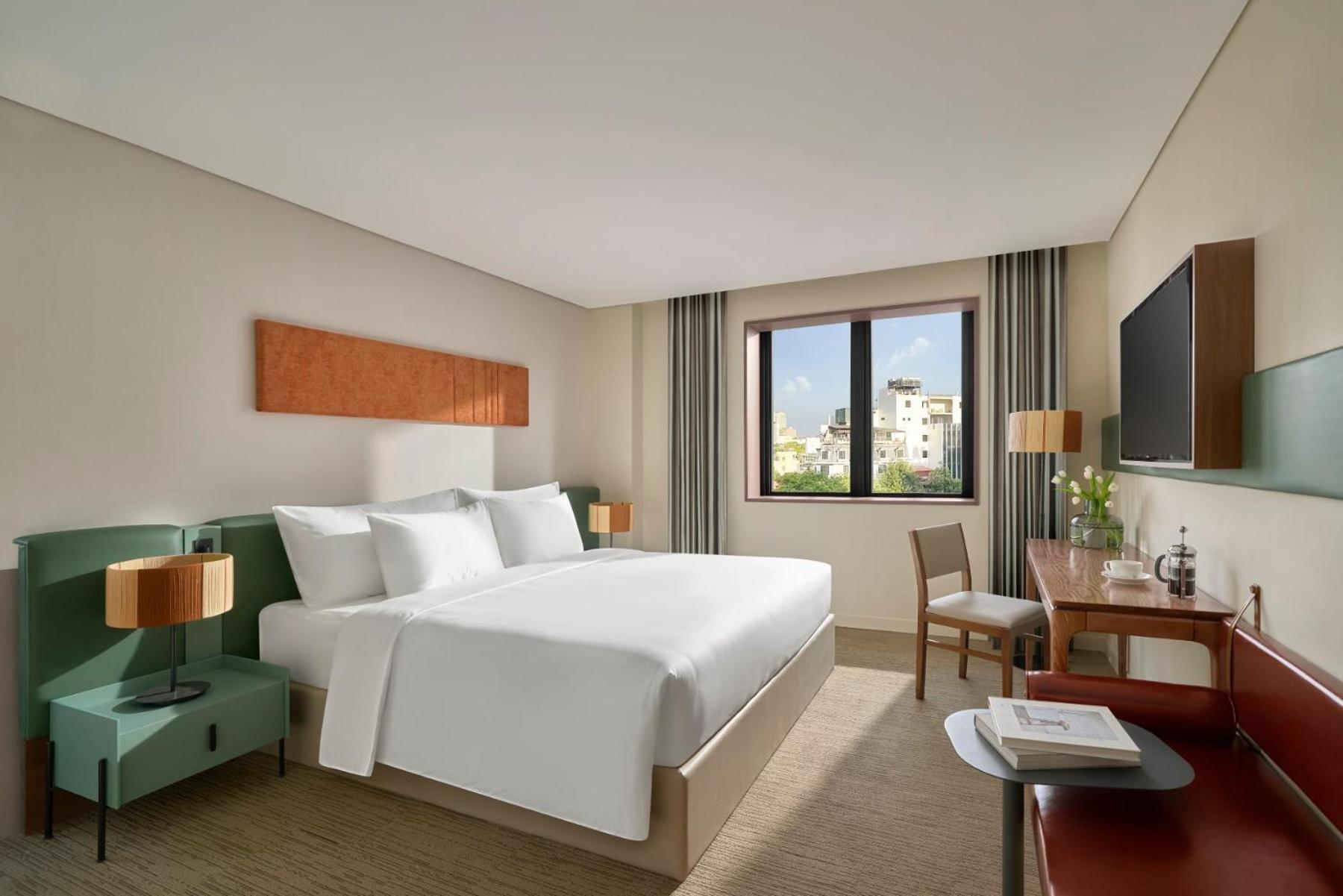 Deluxe King Room