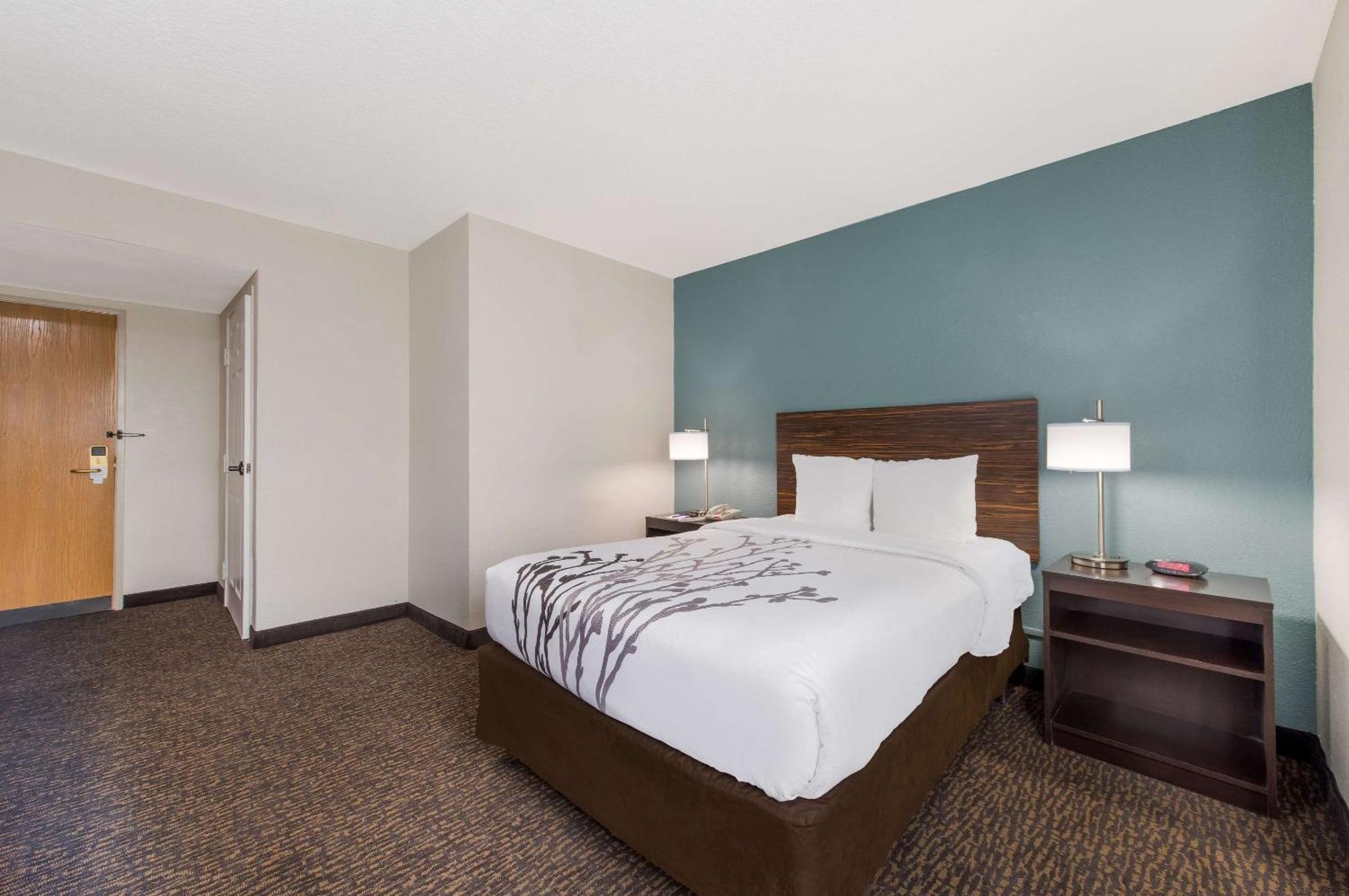 Double Room - Accessible/Non-Smoking