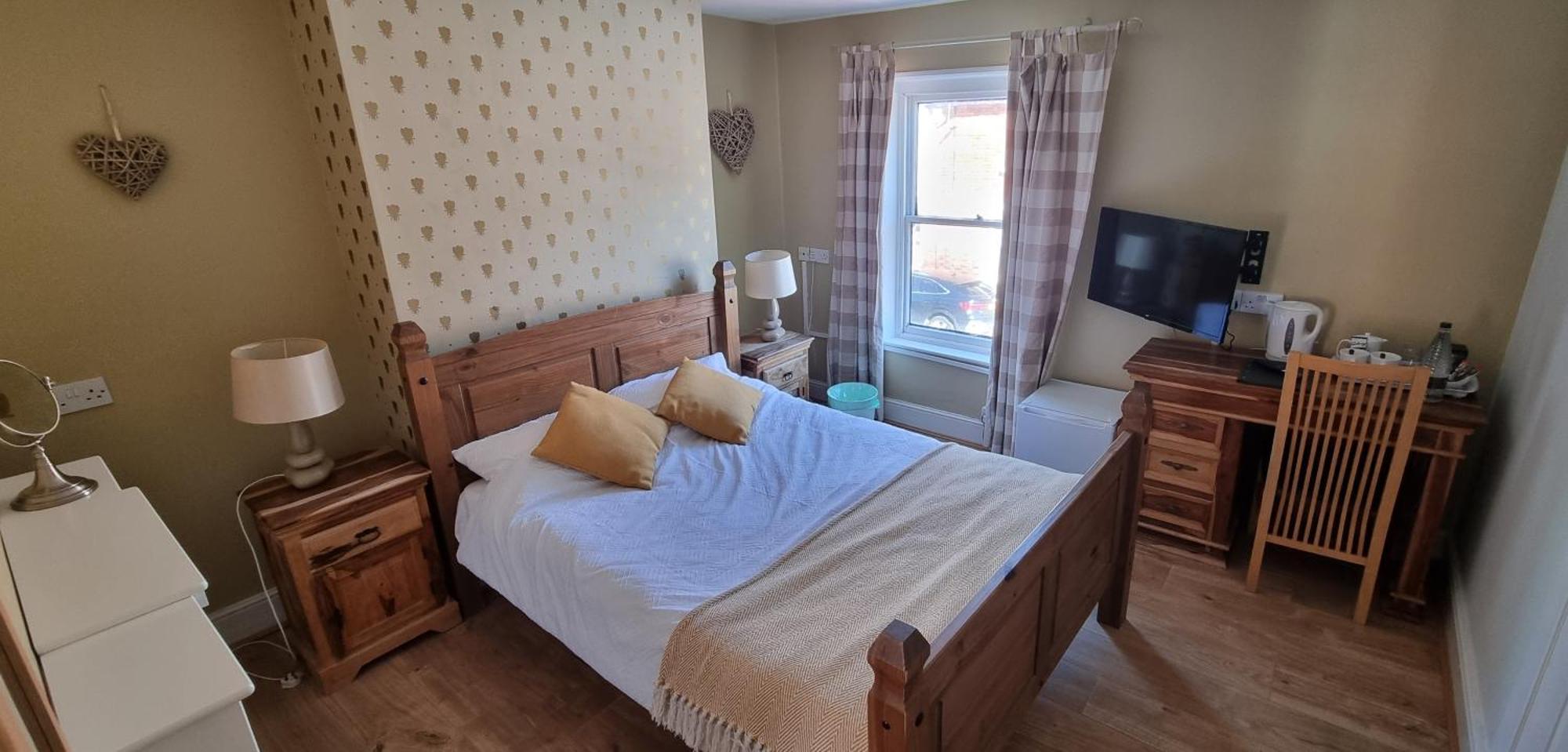 Double Room with Private Bathroom