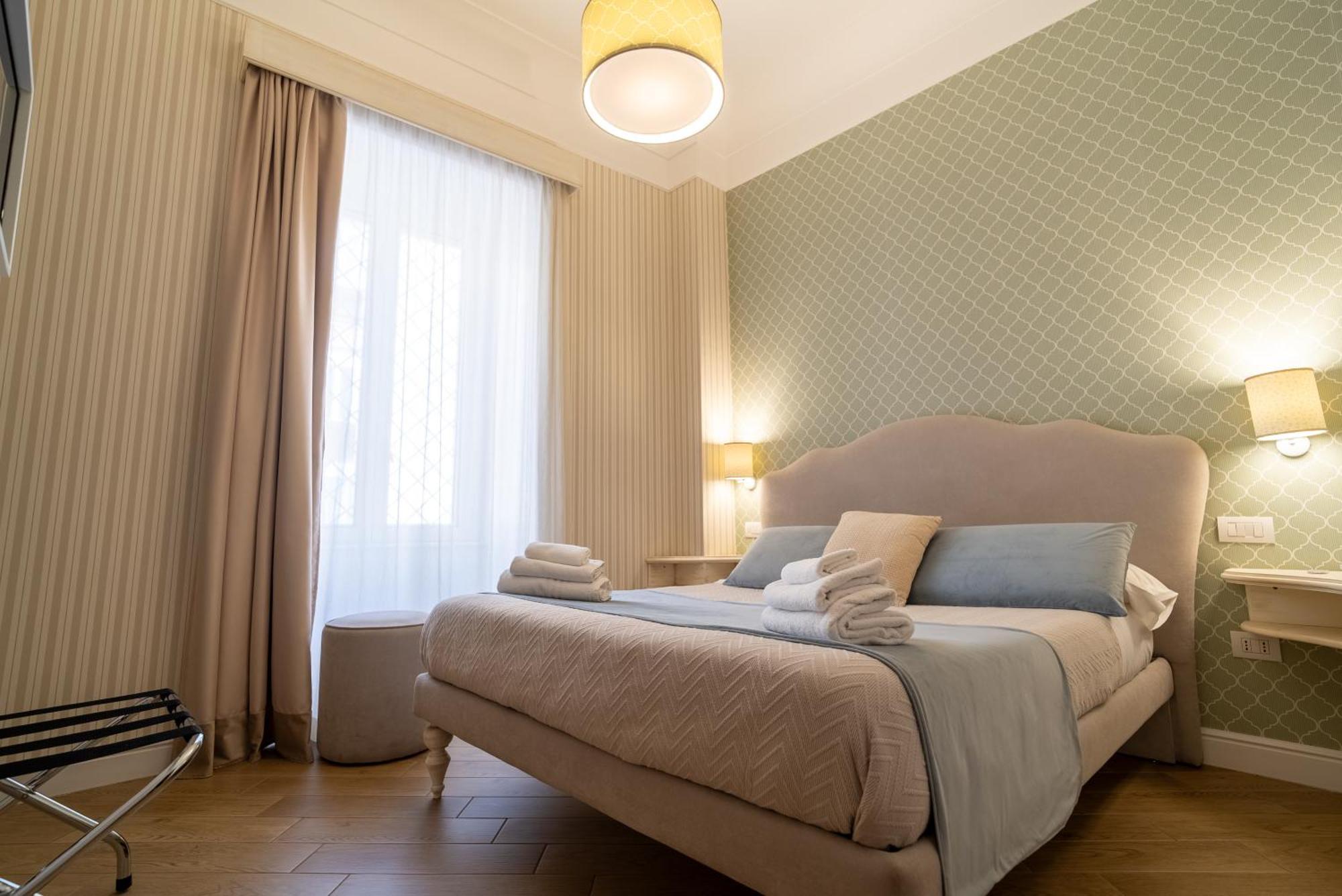 Comfort Triple Room