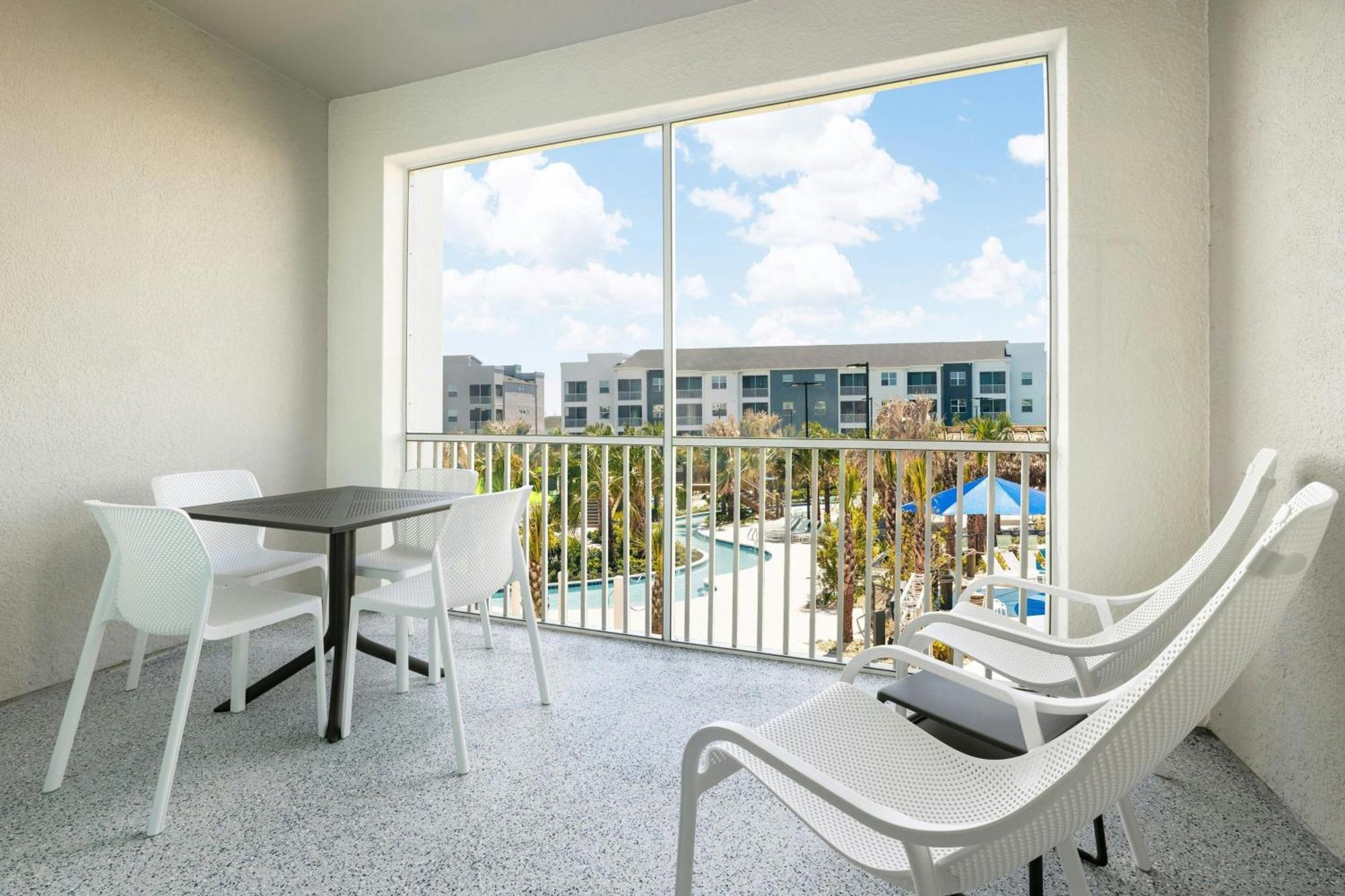 2-Bedroom (Mobility Accessible w/ Tub)