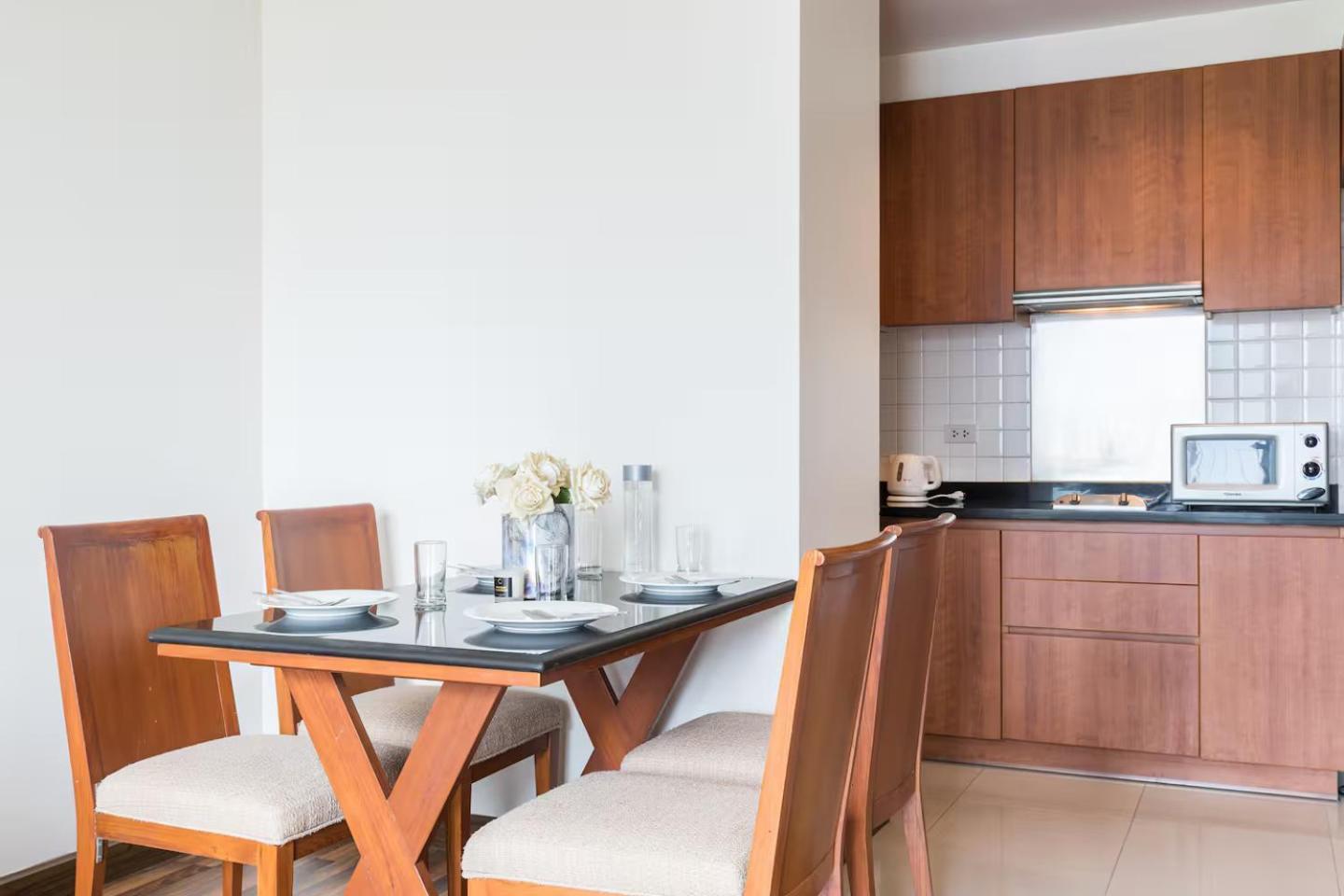 Two-Bedroom Apartment with Balcony (3 Adults) - Non-Smoking
