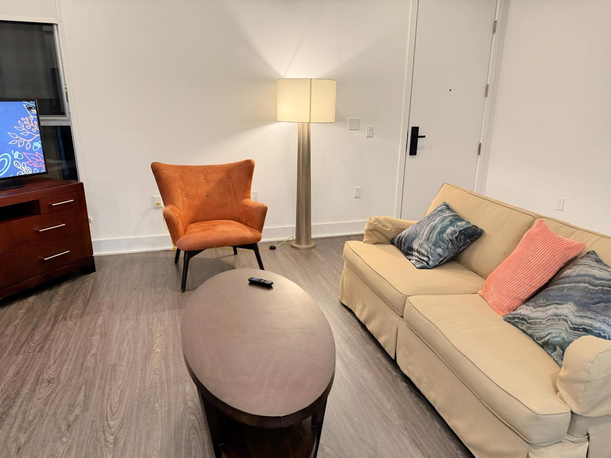 Three-Bedroom Deluxe Apartment