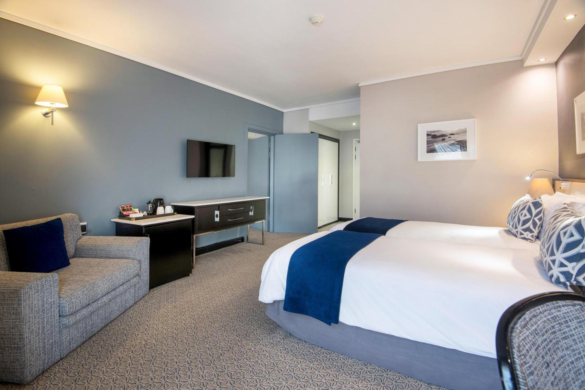Family Twin Room