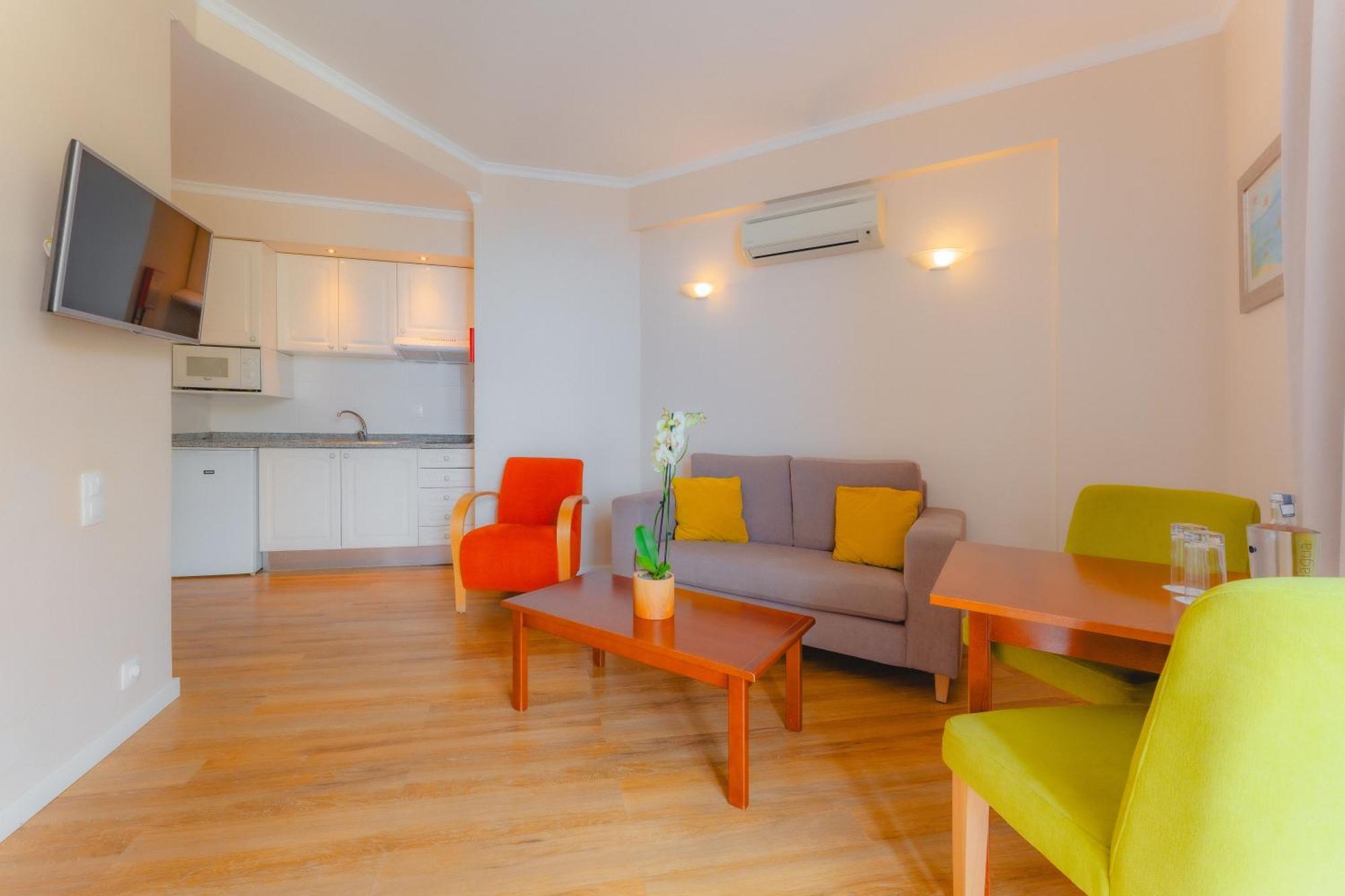 Standard Studio,1670698957:JPEG