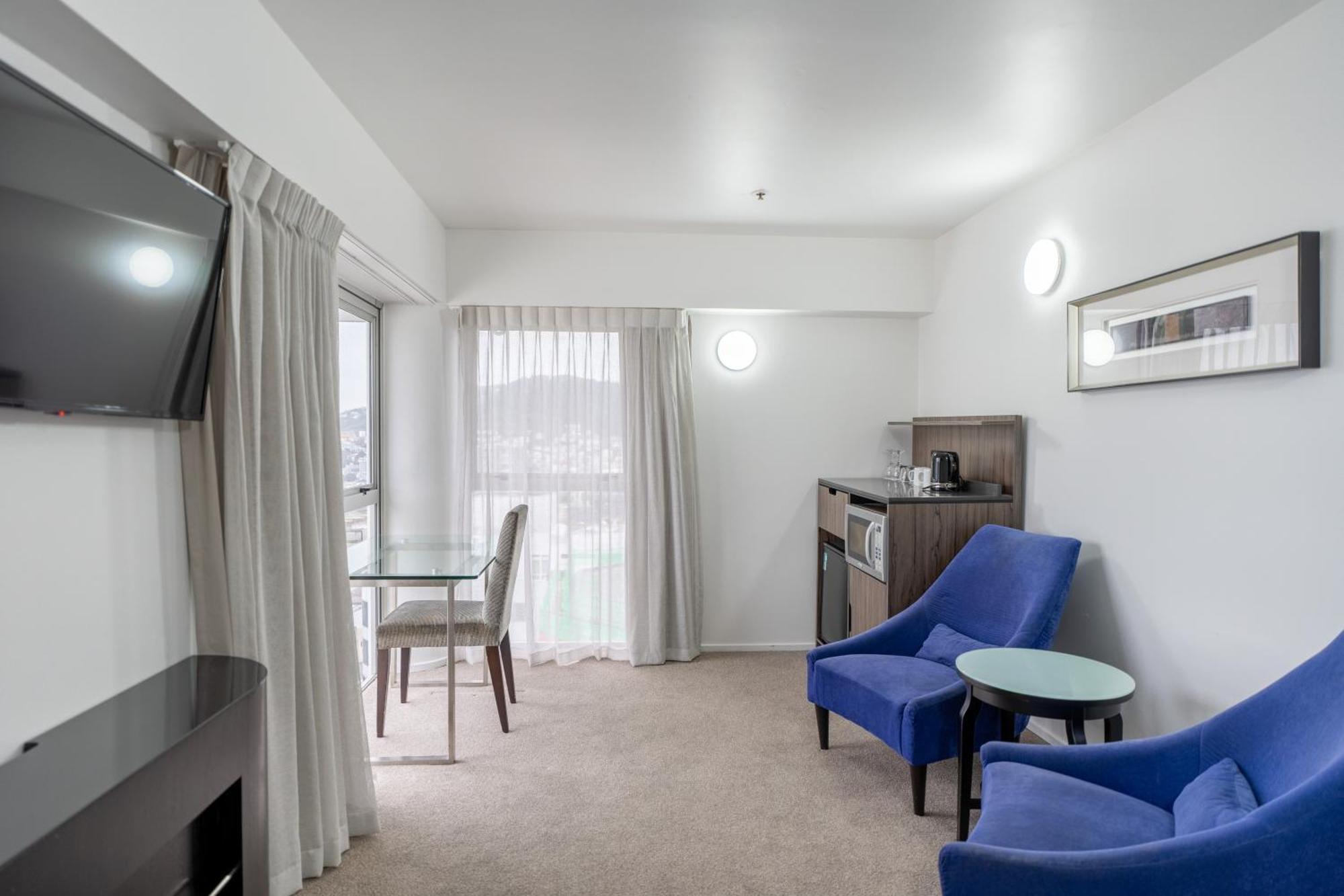 One-Bedroom Apartment without Kitchen
