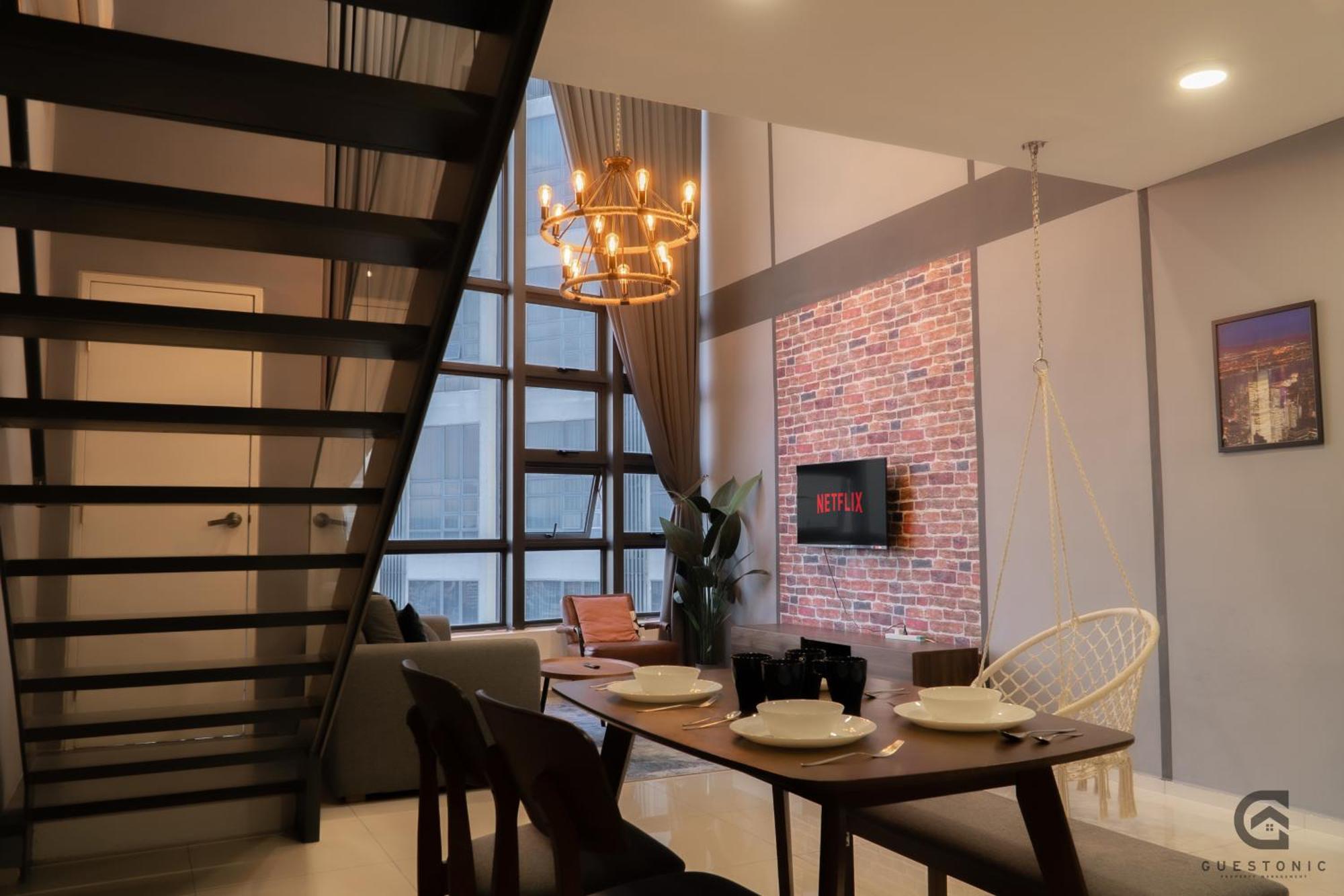 Deluxe Apartment