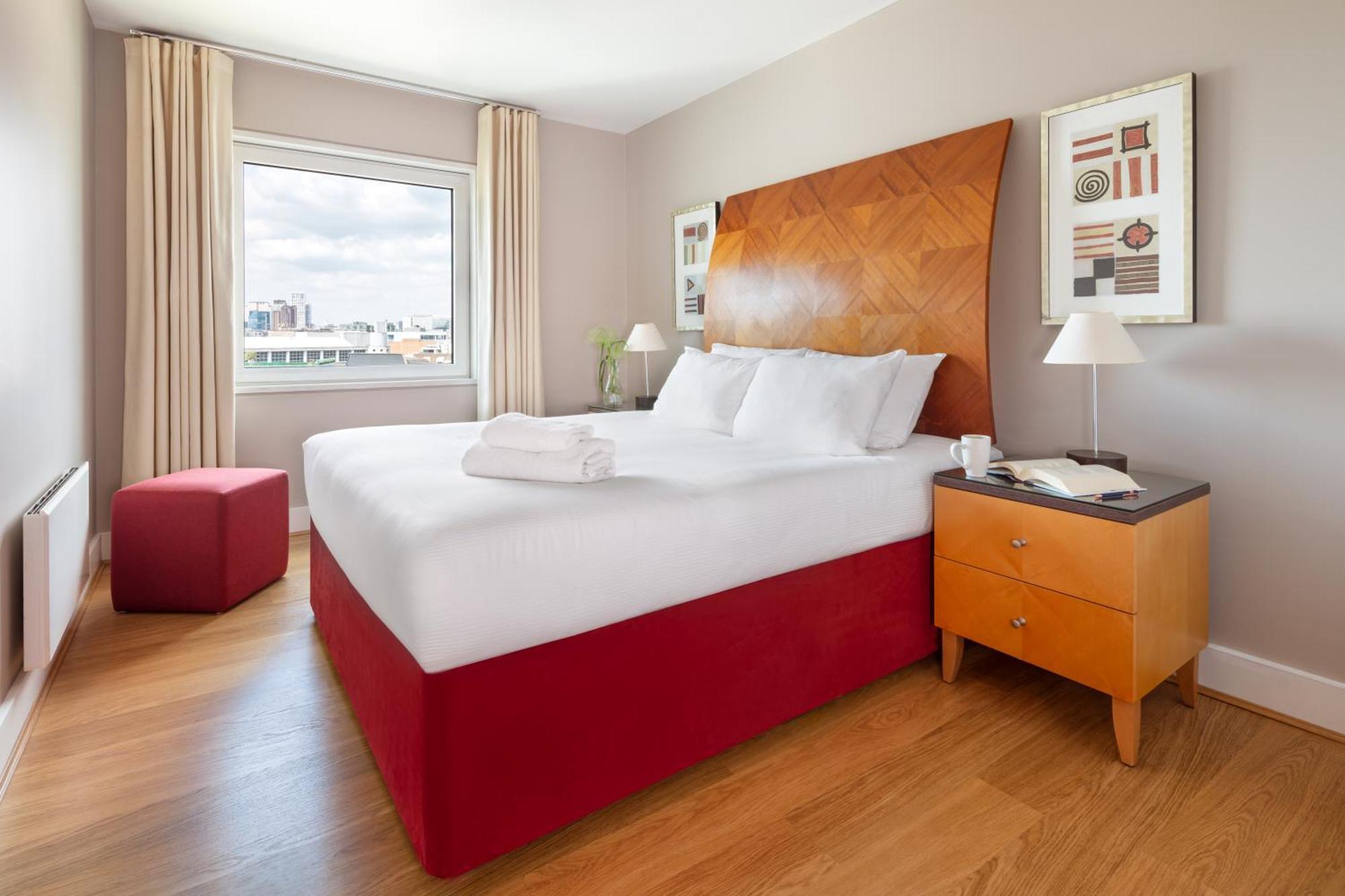 One-Bedroom Apartment with Sofa Bed