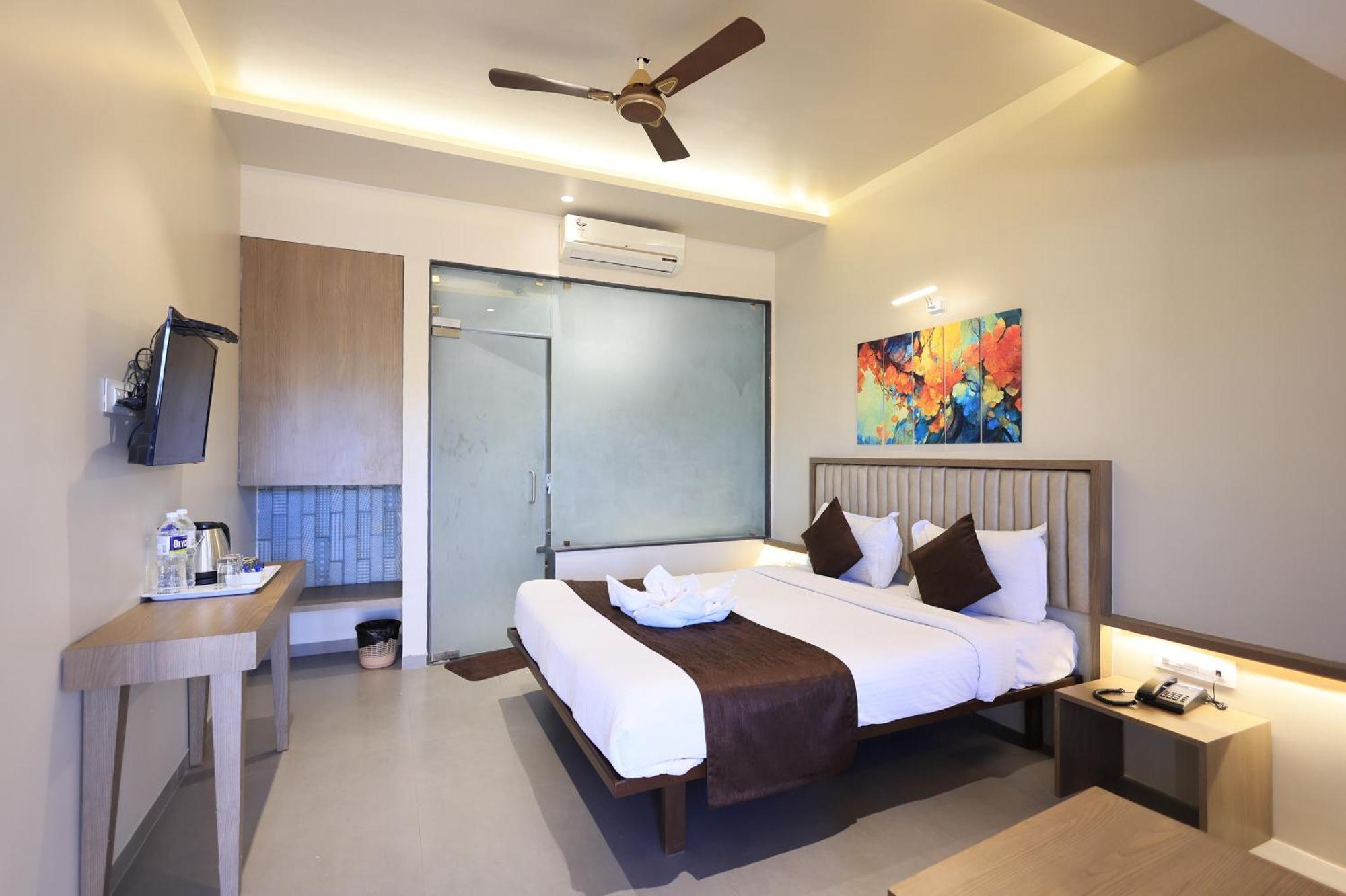 Royal Double Room