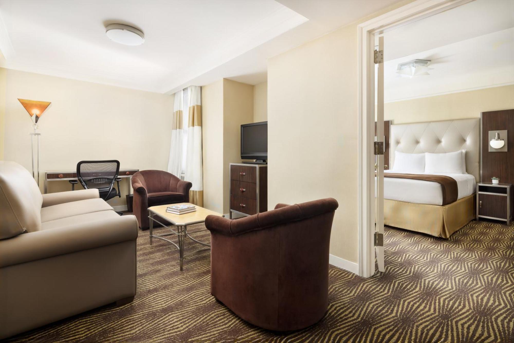 Queen Suite