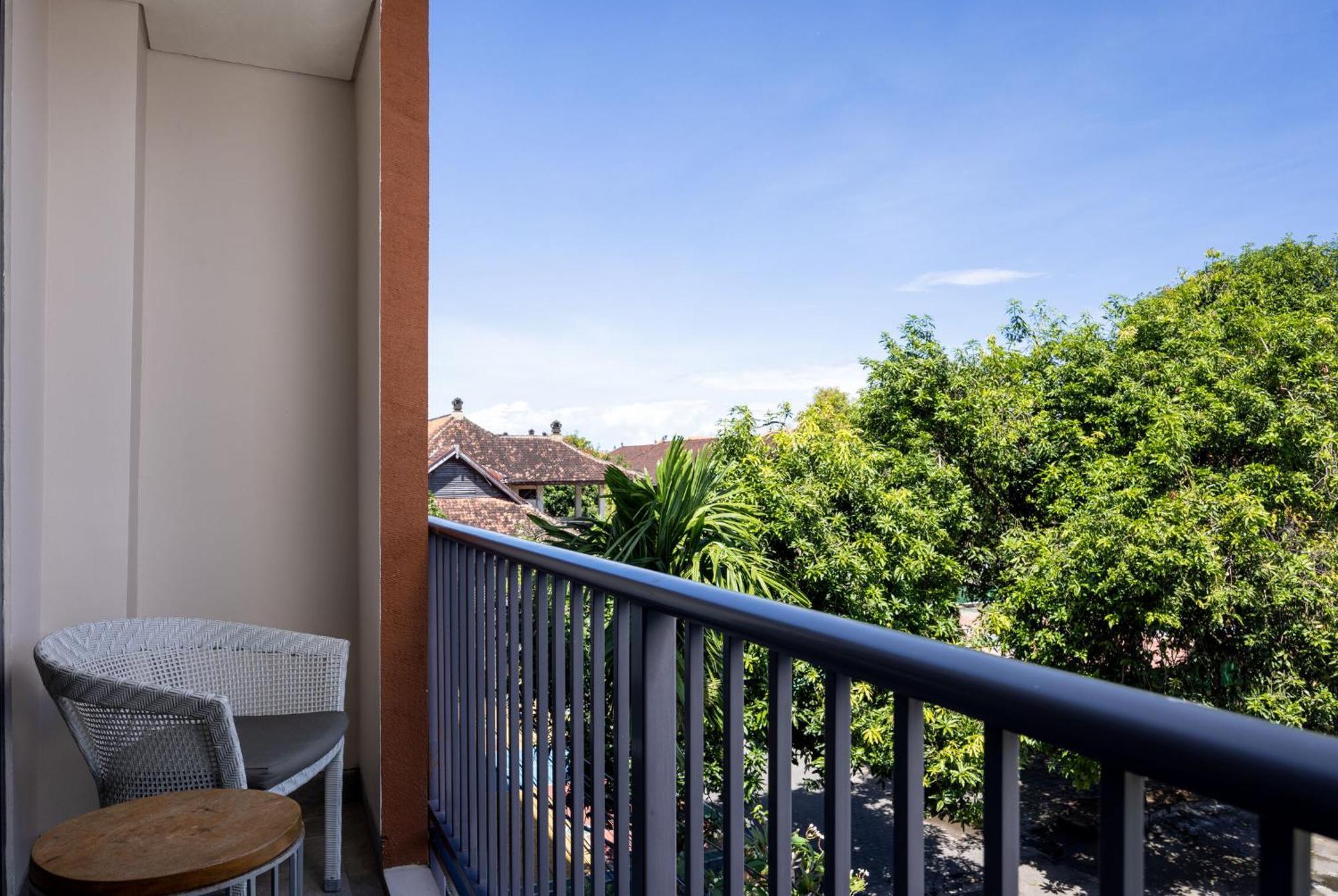Grand Deluxe Room with City View