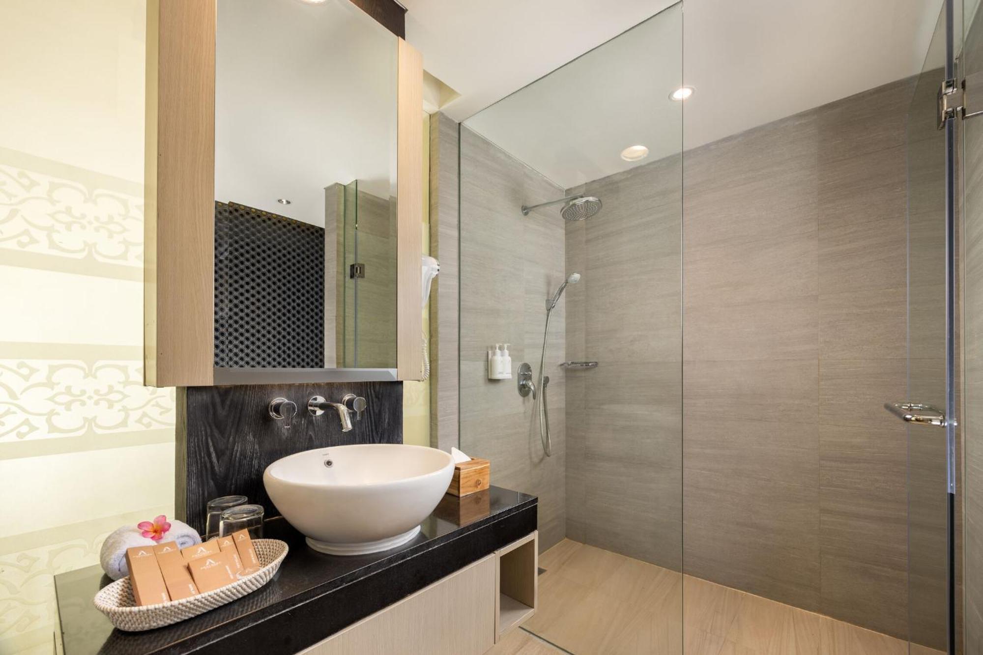 Deluxe Room with City View