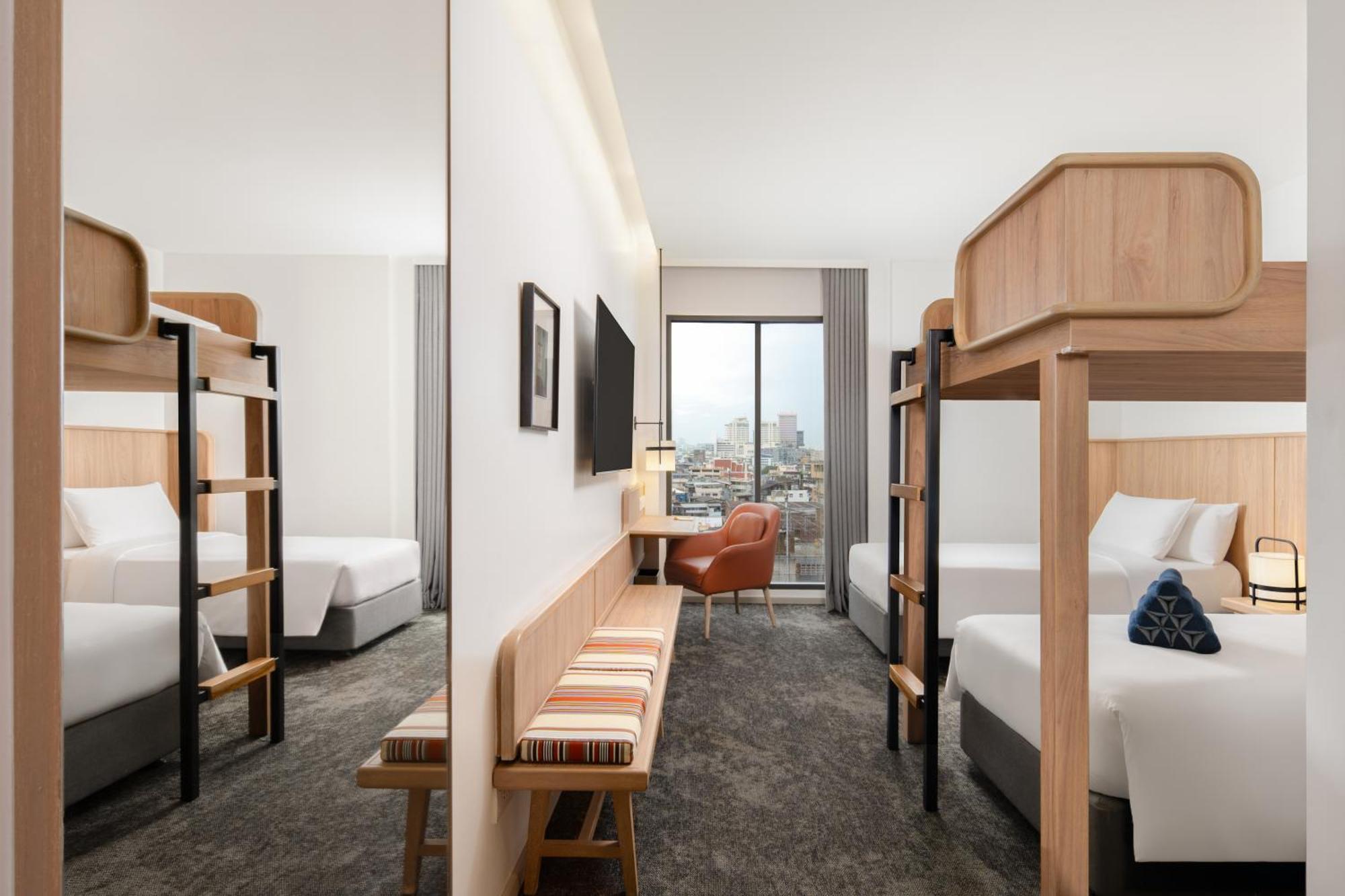 Roomy Triplex