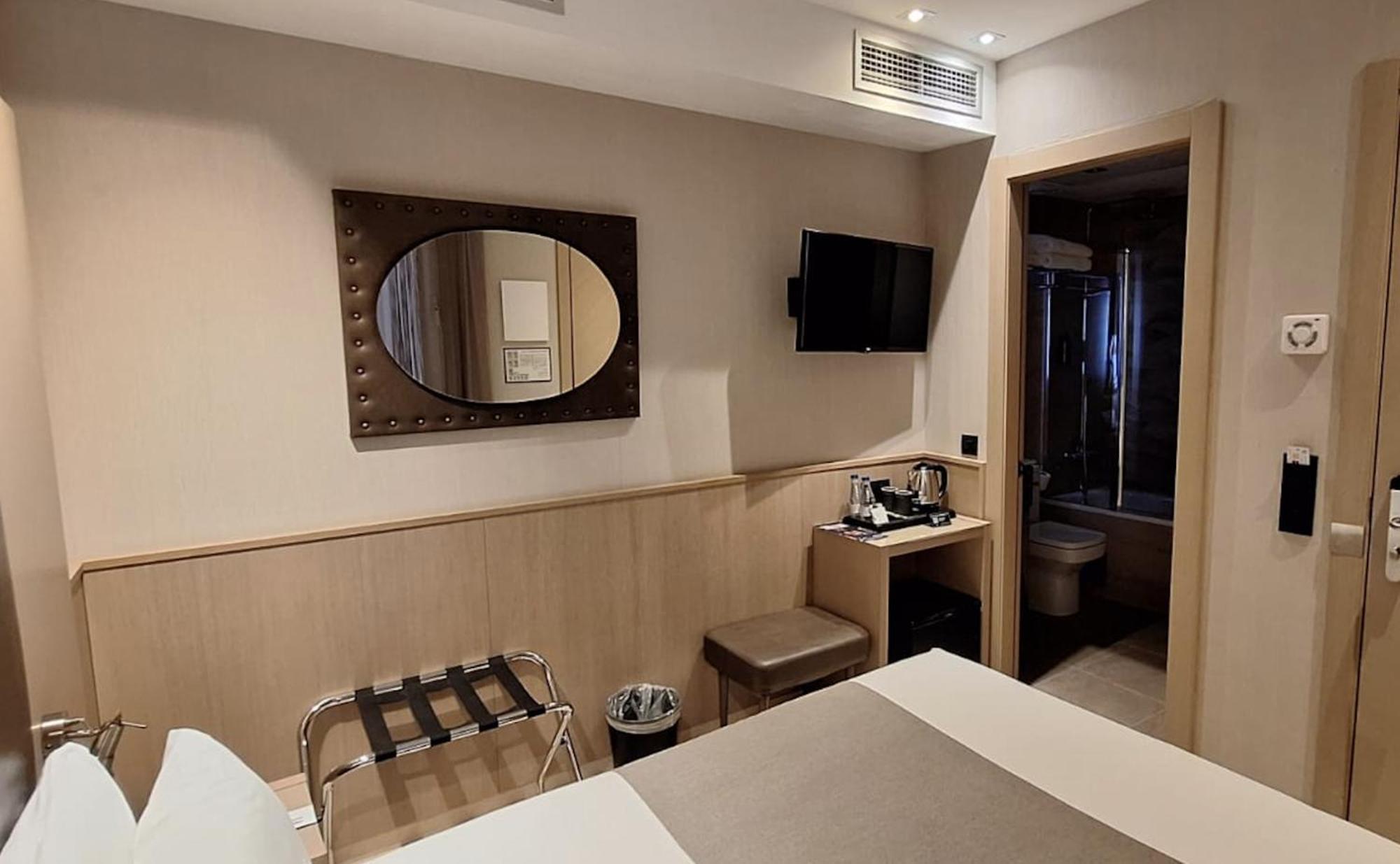 Single Room