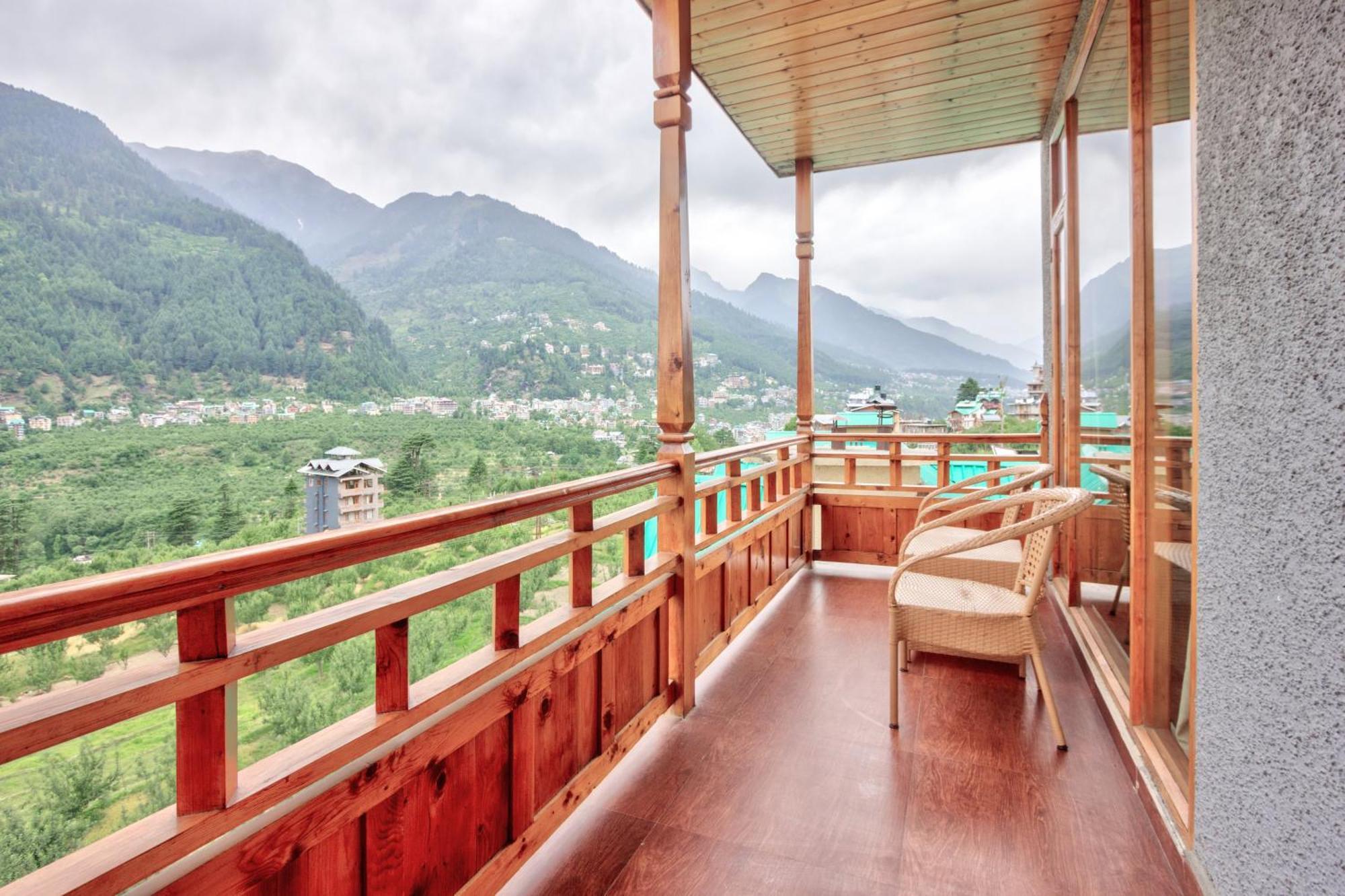 Family Suite with Balcony