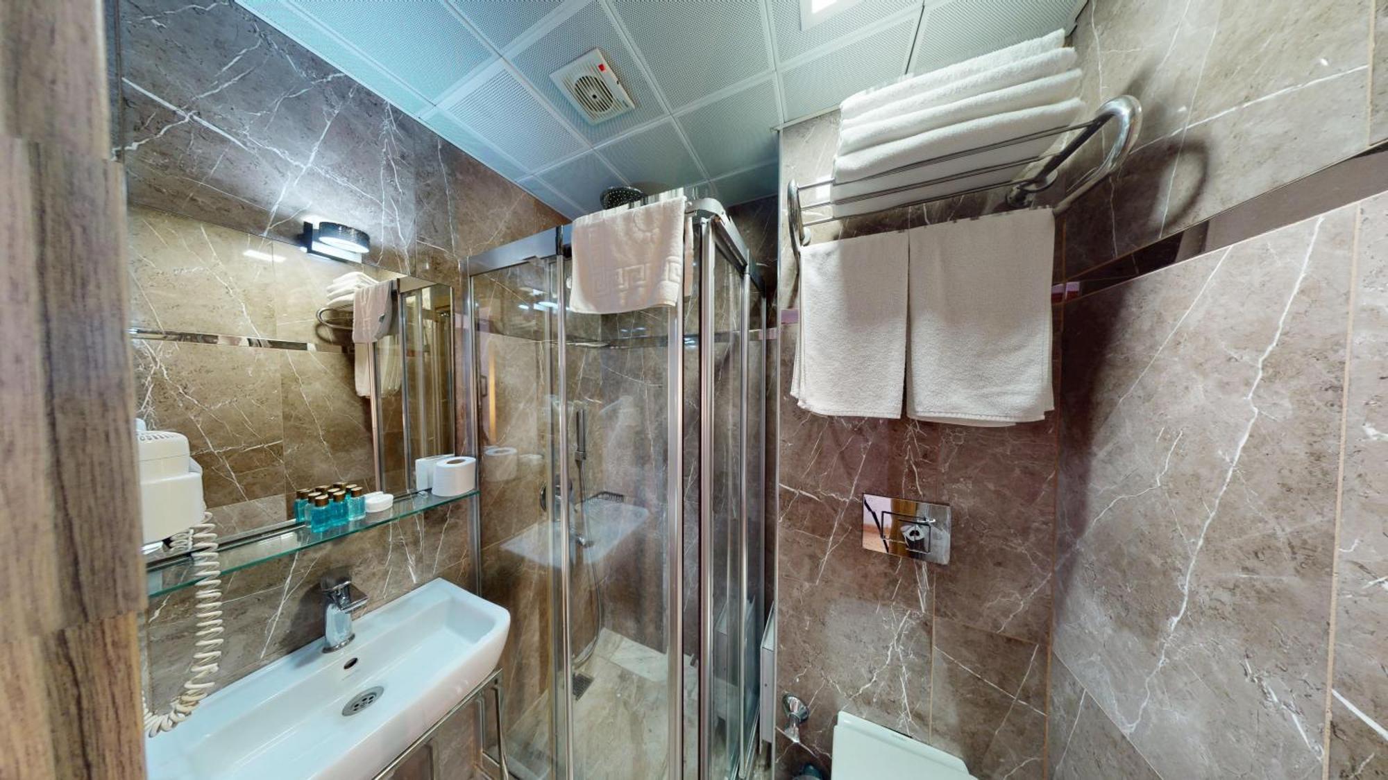 Superior Triple Room