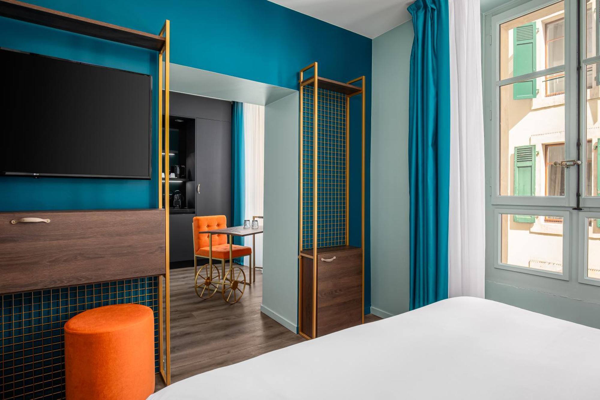 Executive Room
